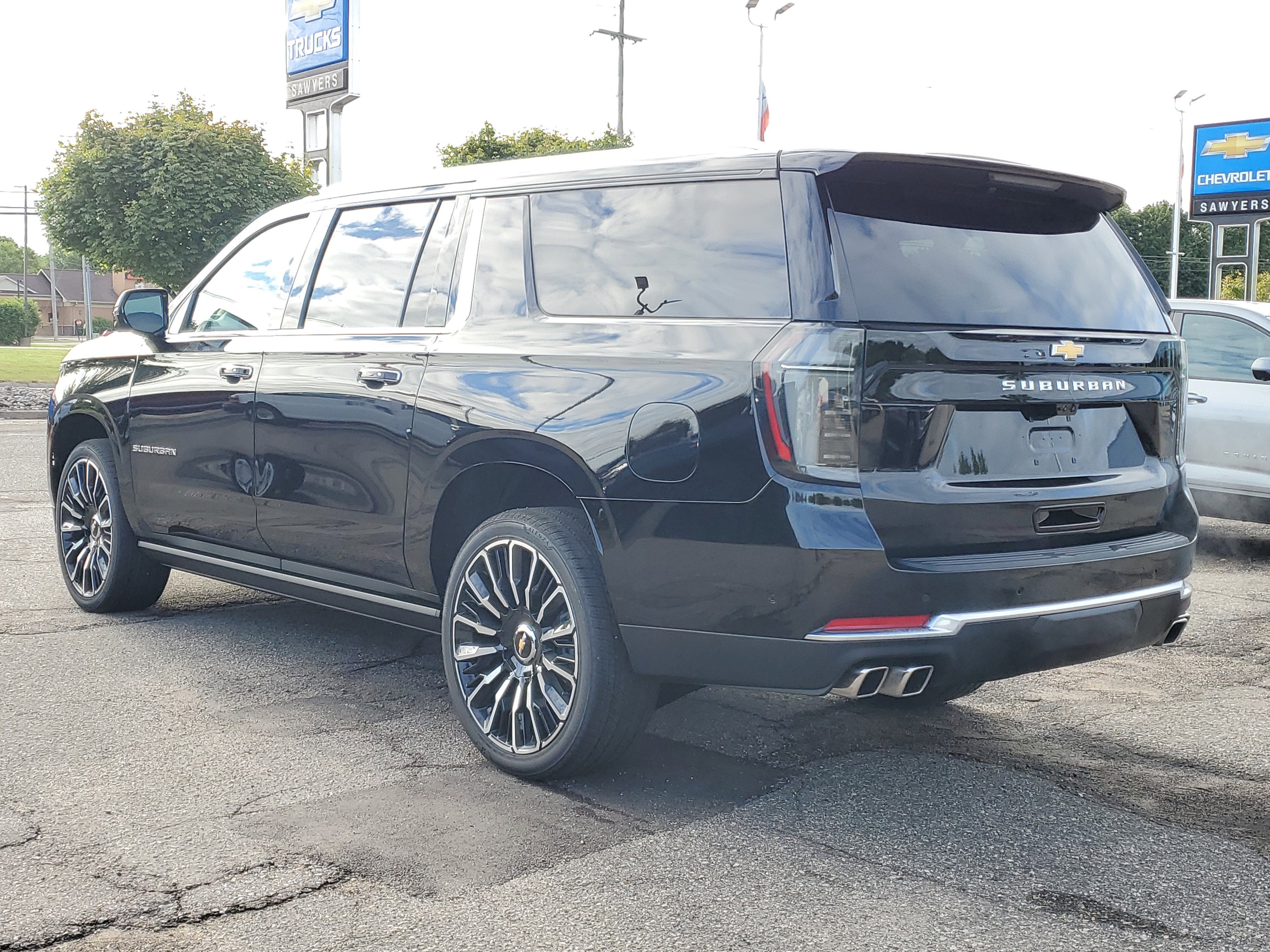 2025 Chevrolet Suburban High Country
