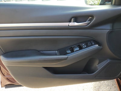 2023 Nissan Altima SV FWD