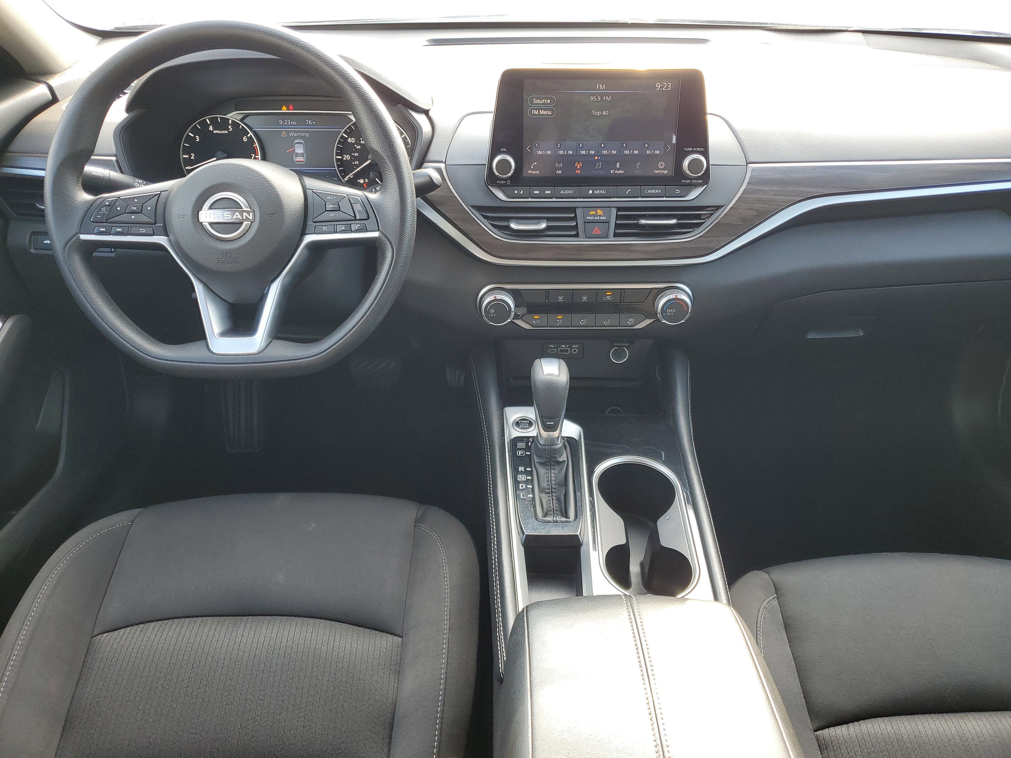 2023 Nissan Altima SV FWD