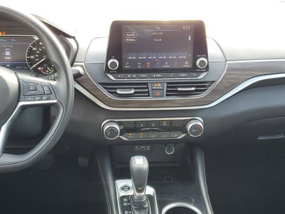 2023 Nissan Altima SV FWD