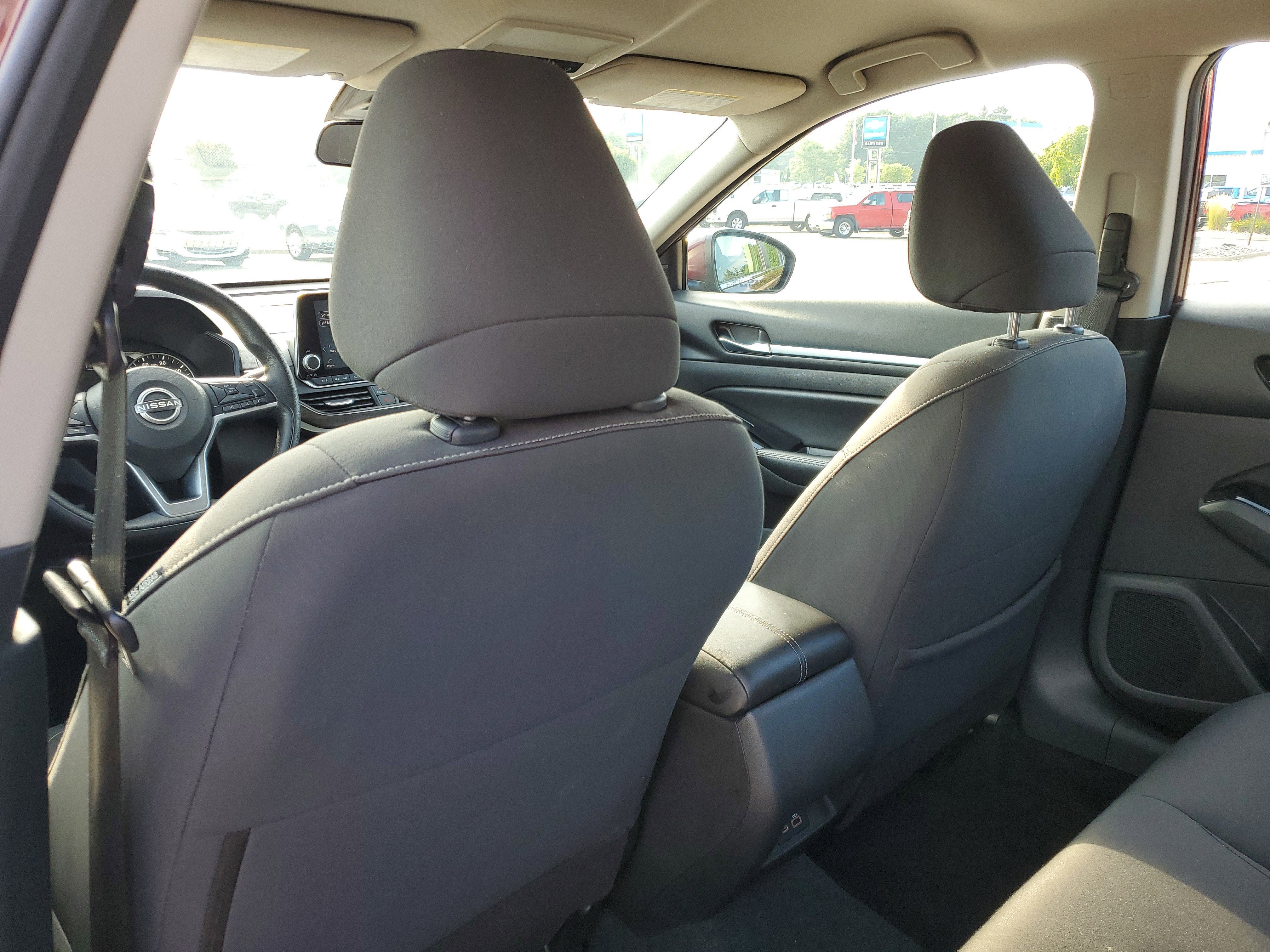 2023 Nissan Altima SV FWD