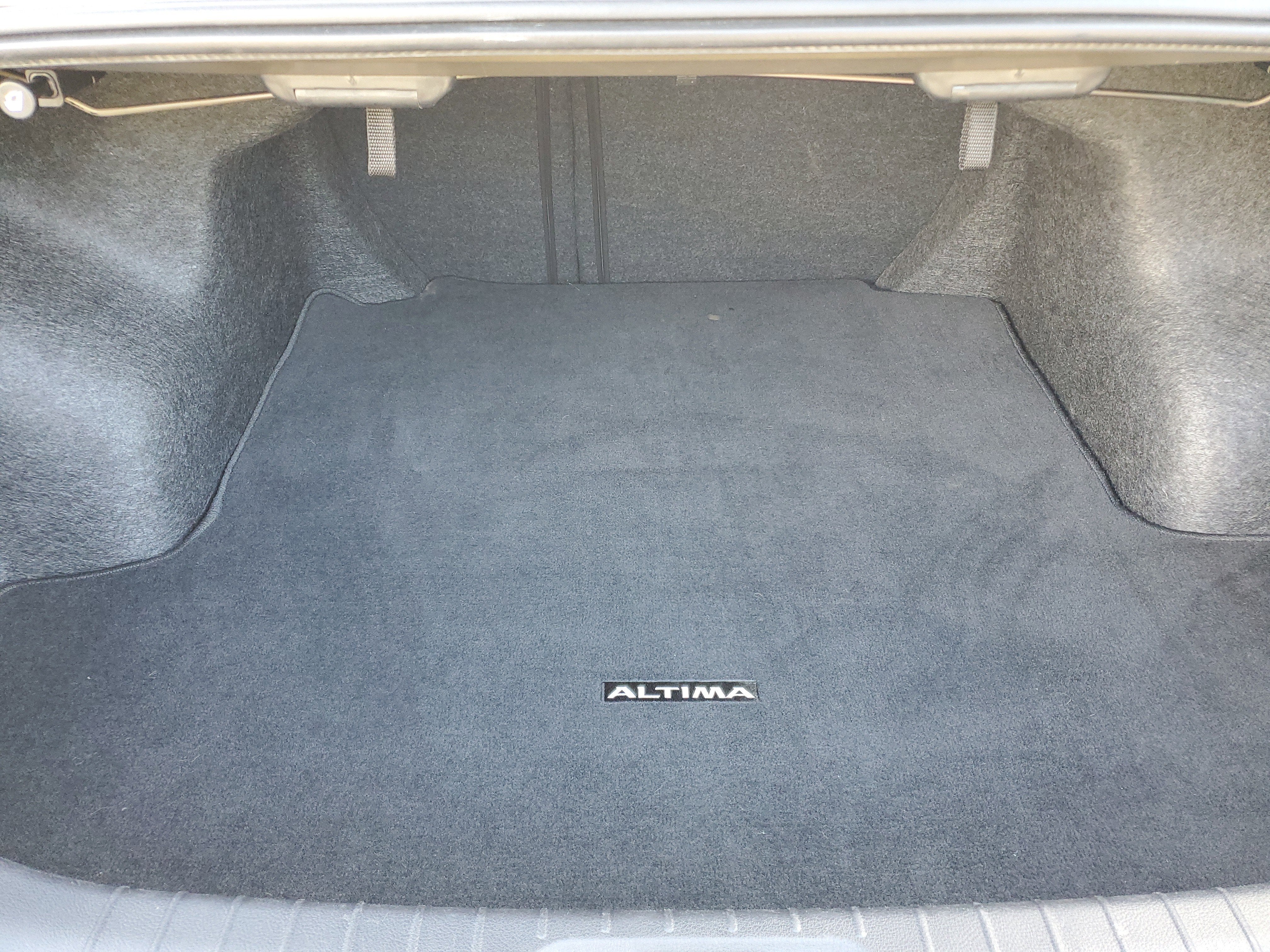 2023 Nissan Altima SV FWD