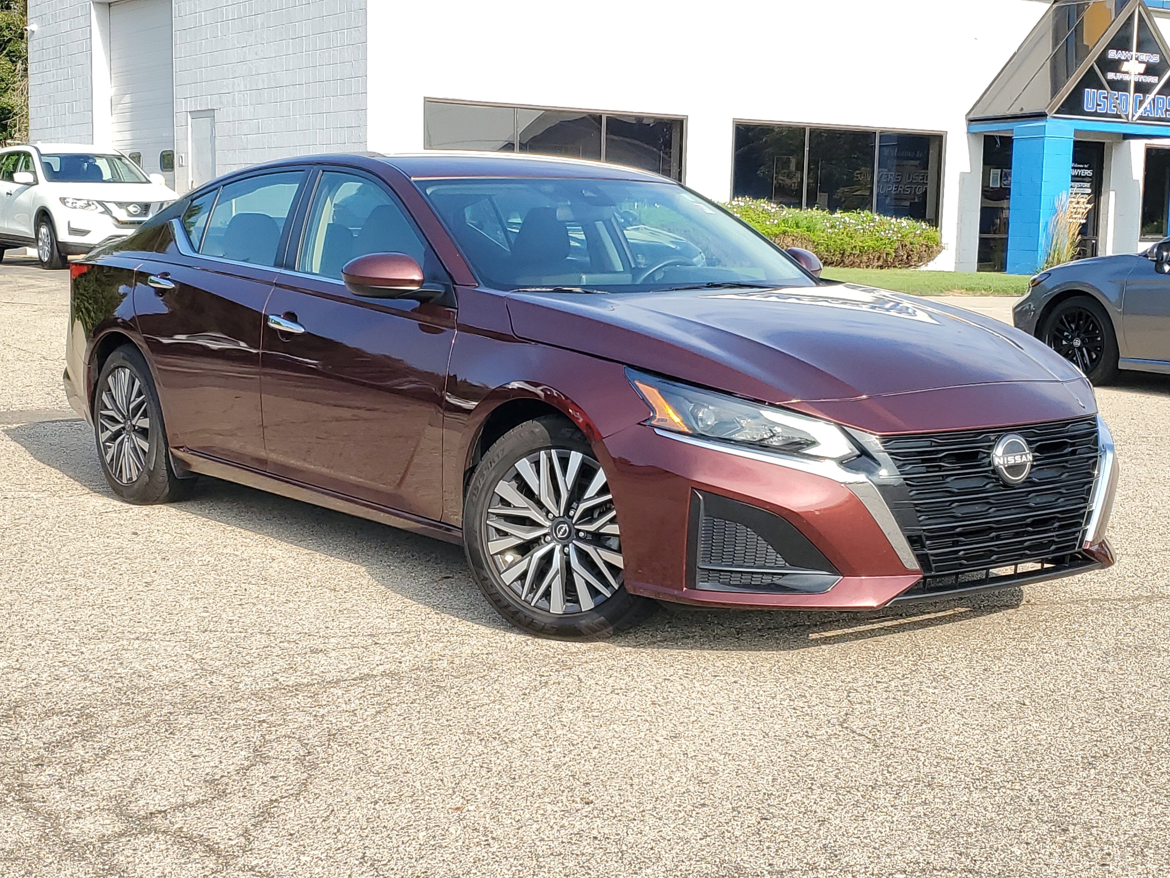 2023 Nissan Altima SV FWD