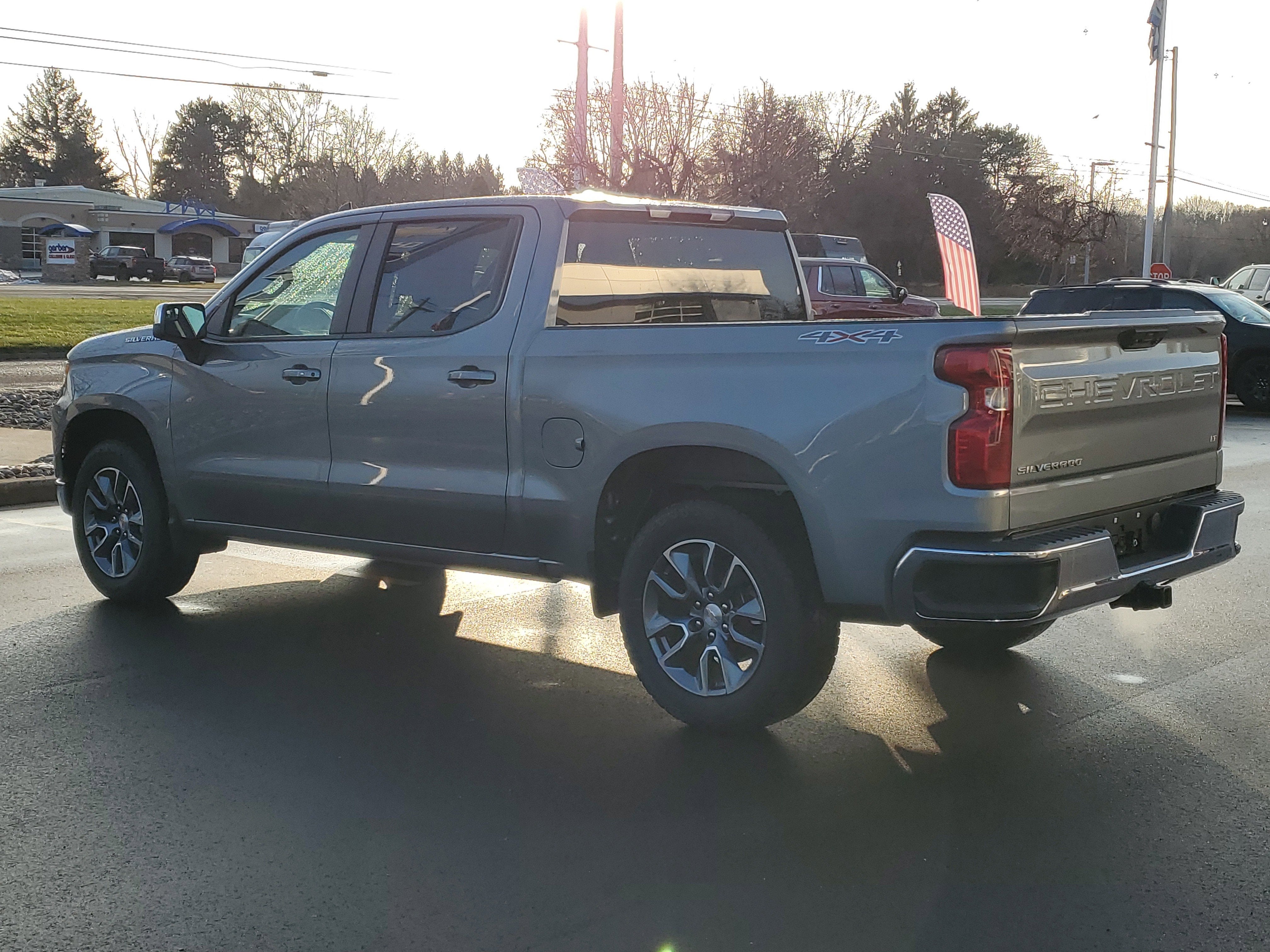 2026 Chevrolet Silverado 1500 LT (2FL)