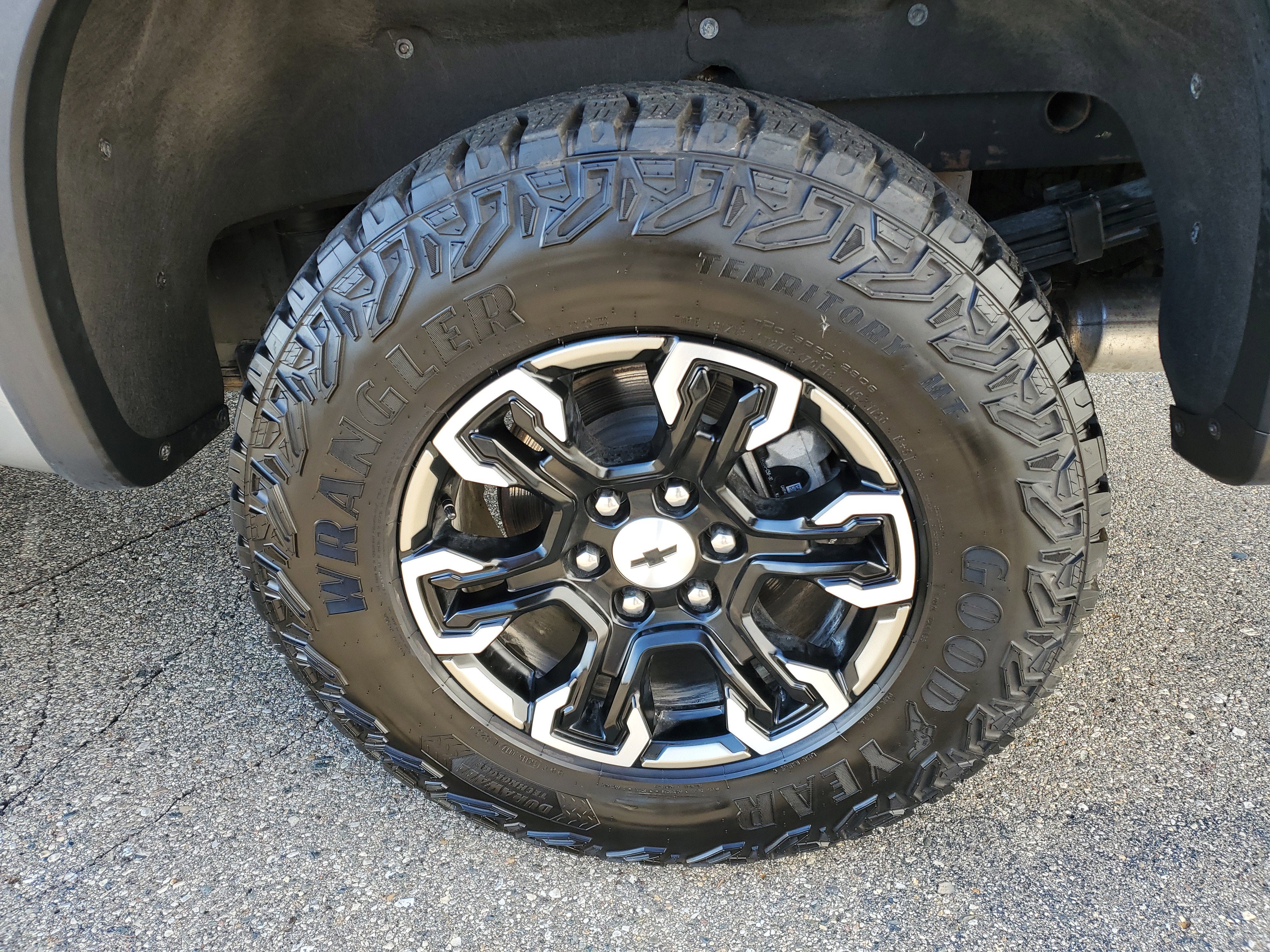 2023 Chevrolet Silverado 1500 ZR2