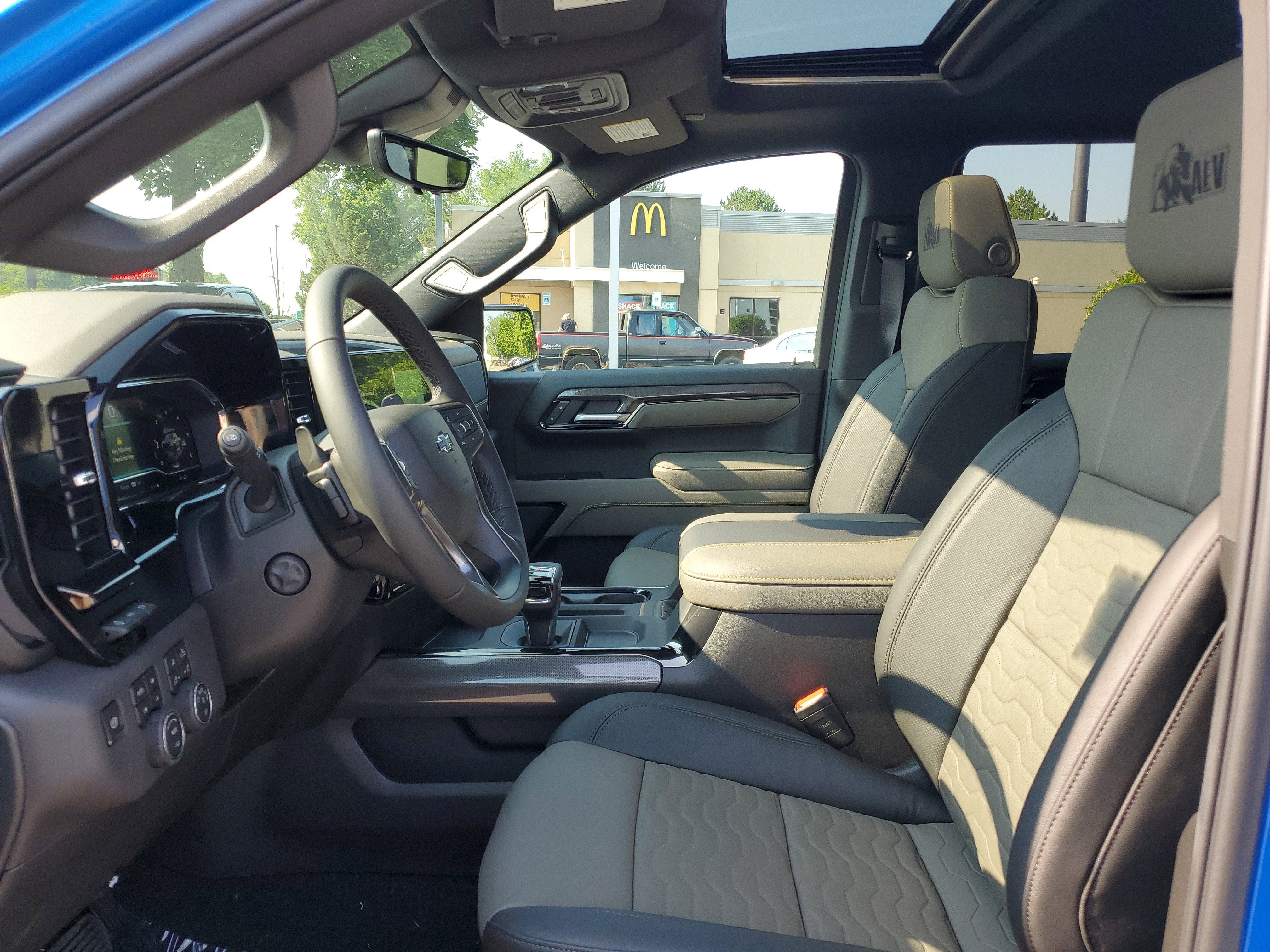 2025 Chevrolet Silverado 1500 ZR2