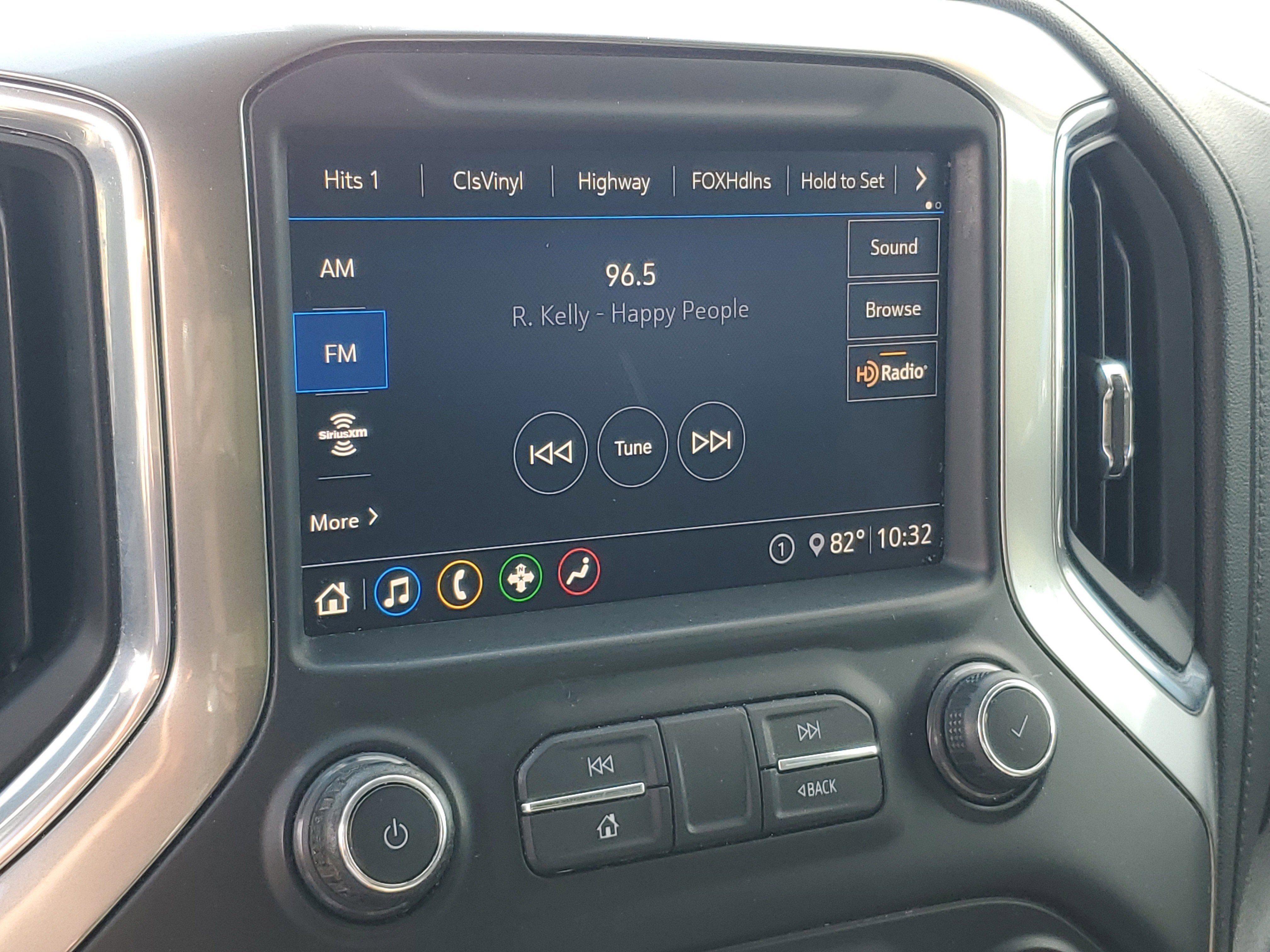 2020 Chevrolet Silverado 1500 RST