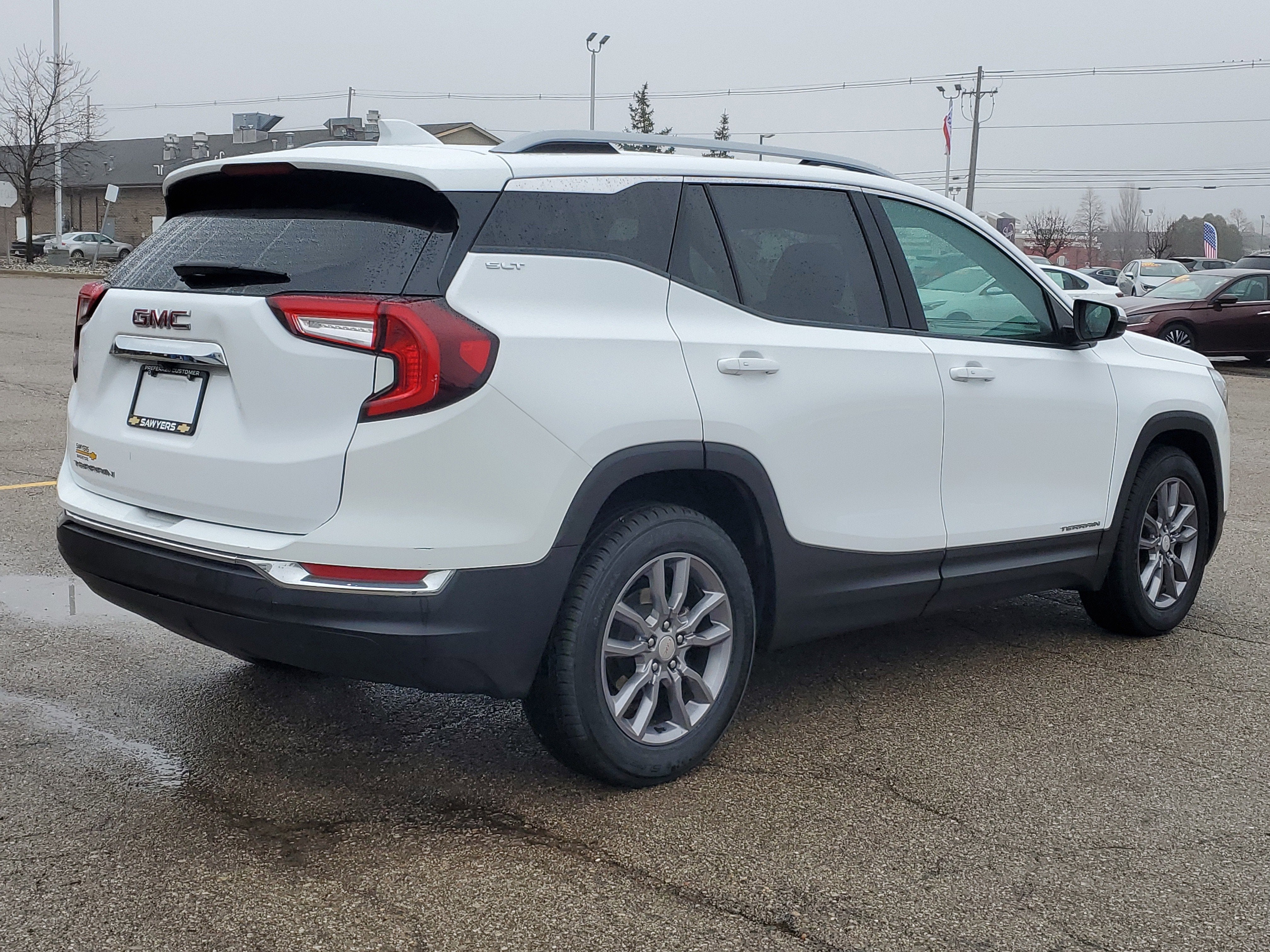 2024 GMC Terrain SLT