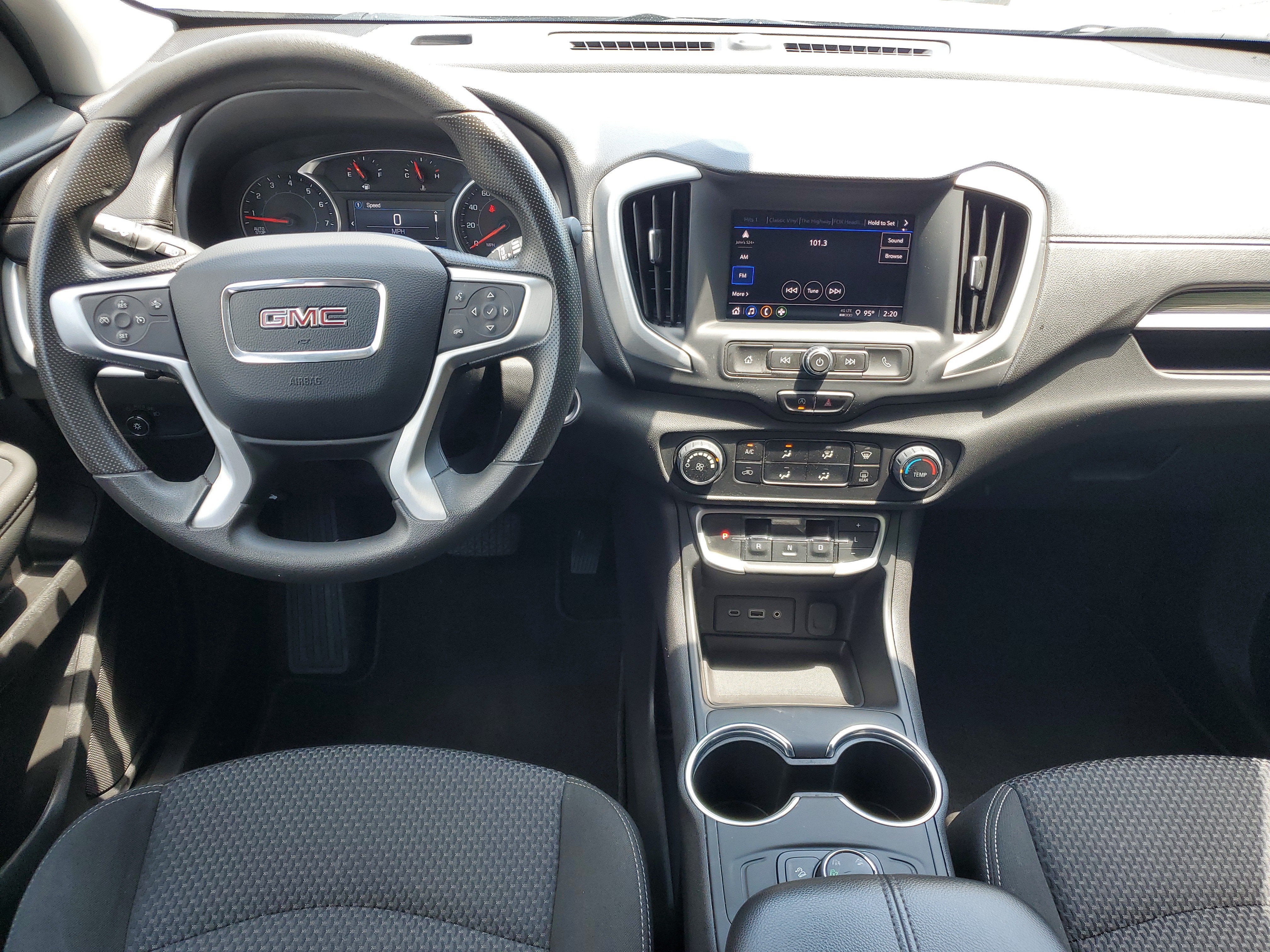2024 GMC Terrain SLE