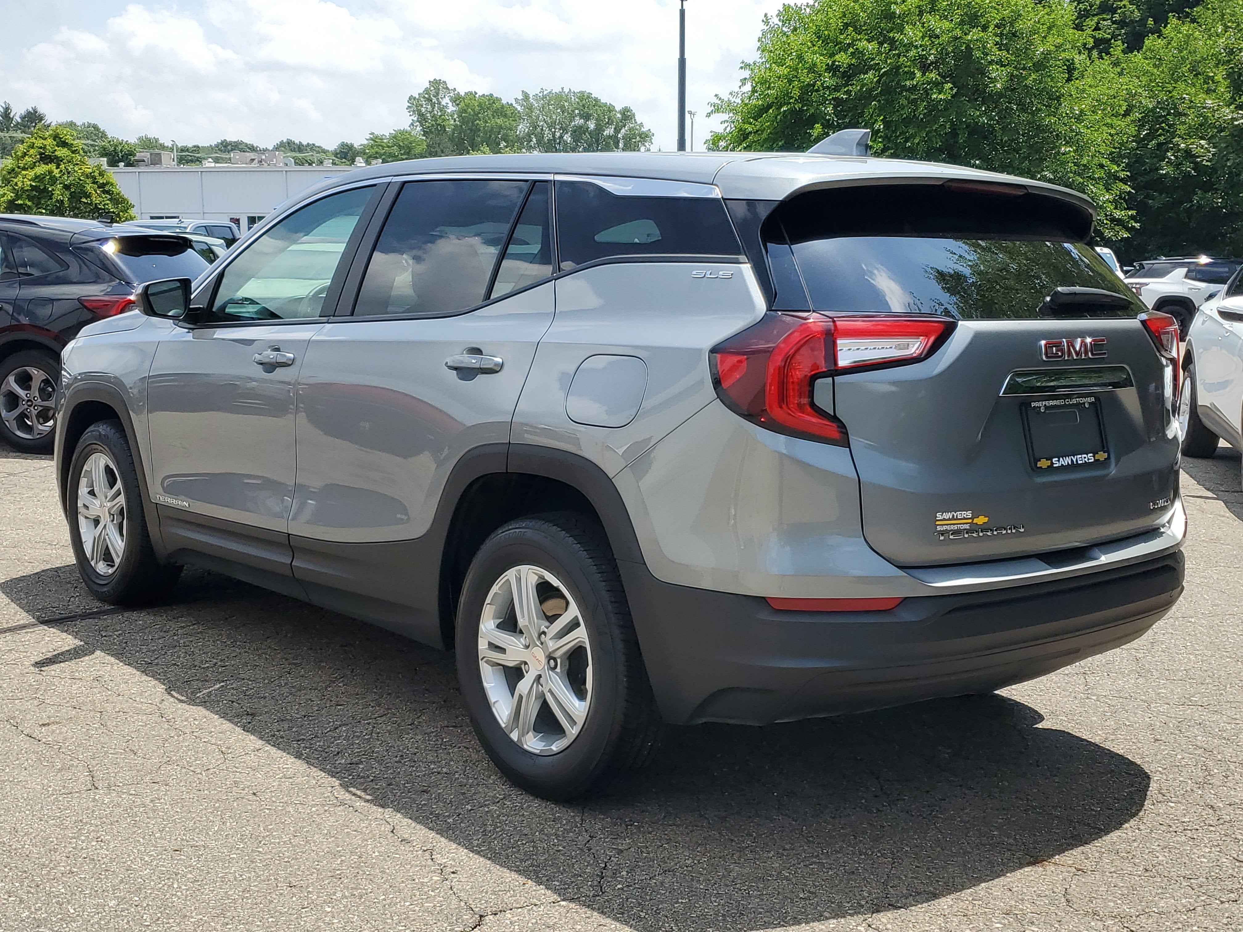 2024 GMC Terrain SLE