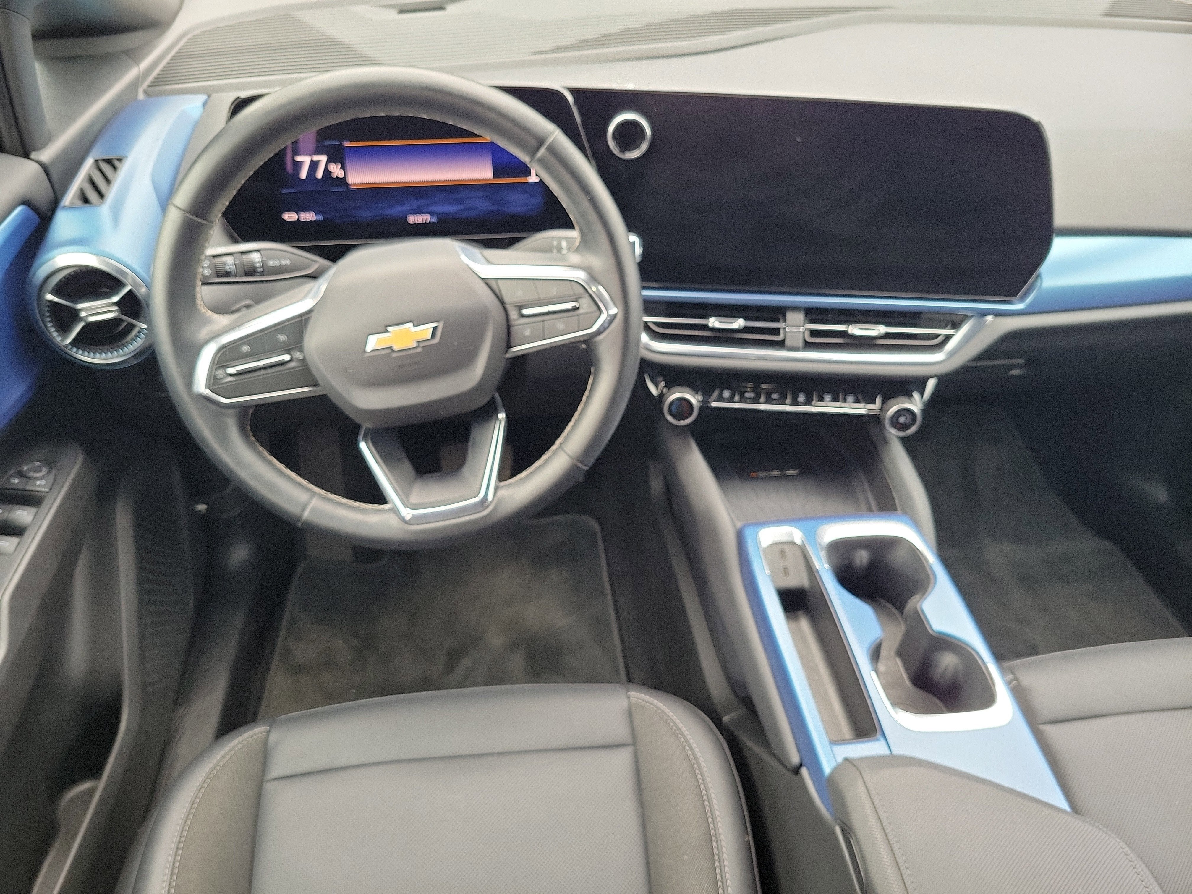 2025 Chevrolet Equinox EV LT