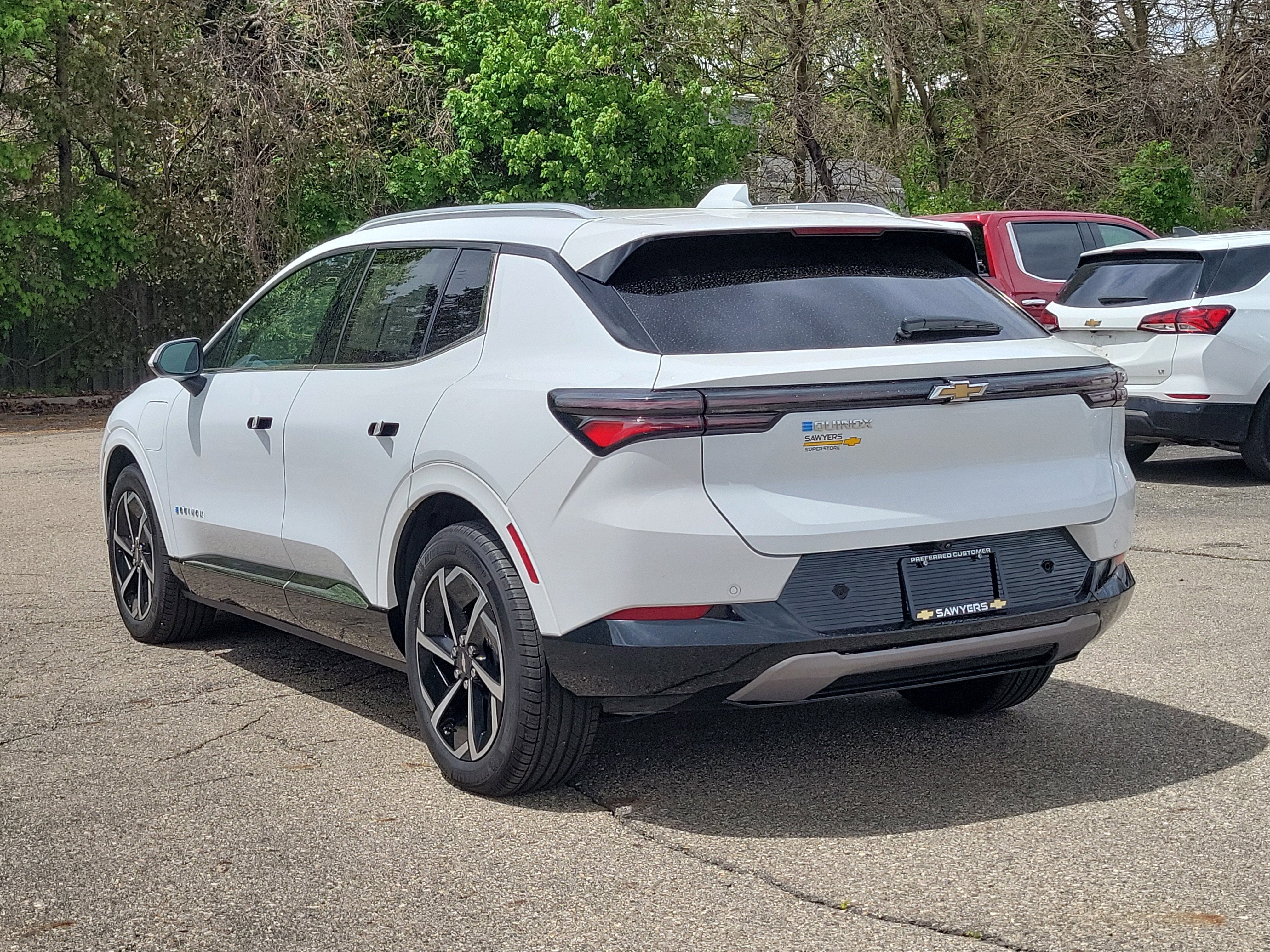 2025 Chevrolet Equinox EV LT
