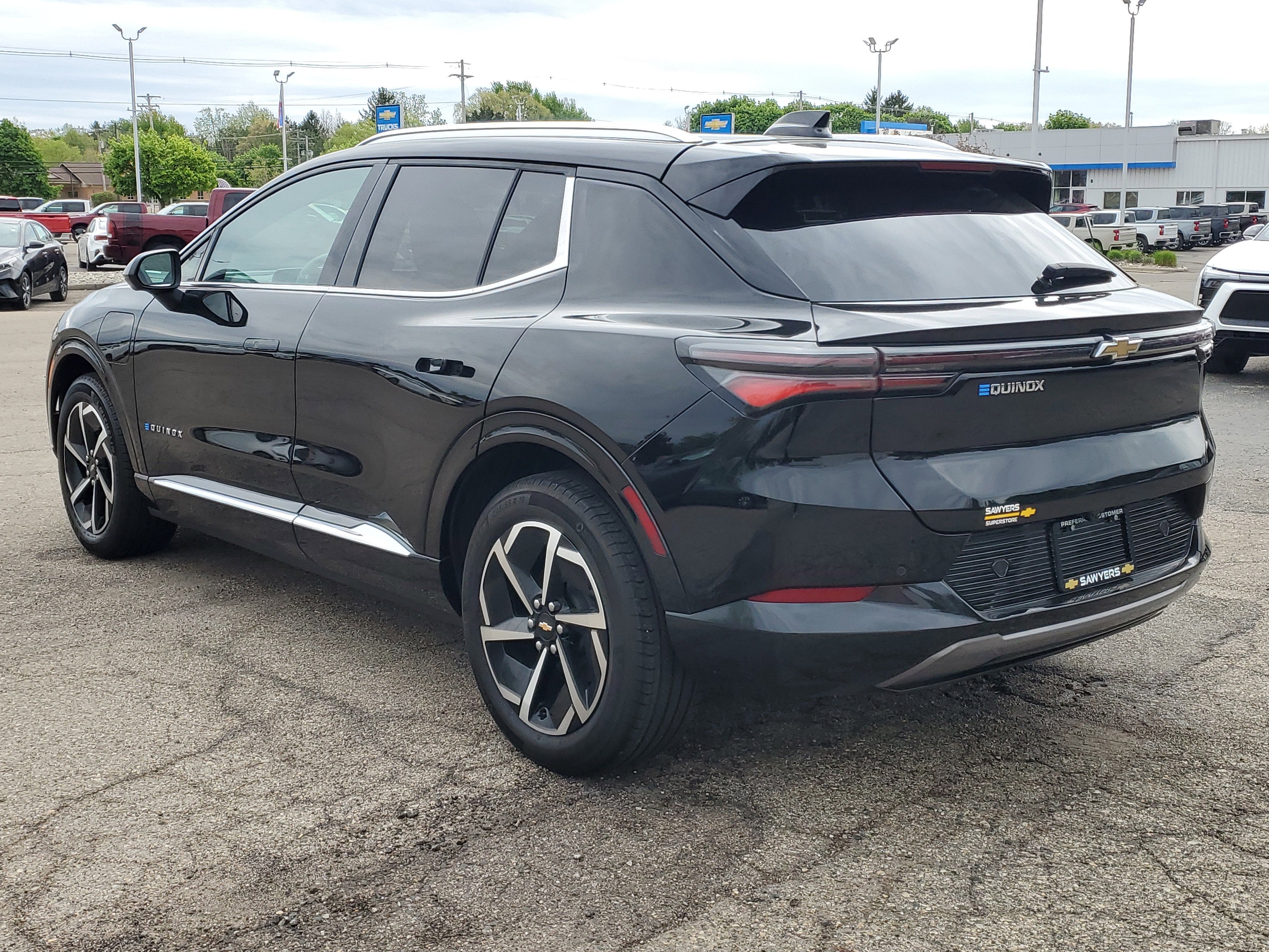 2025 Chevrolet Equinox EV LT
