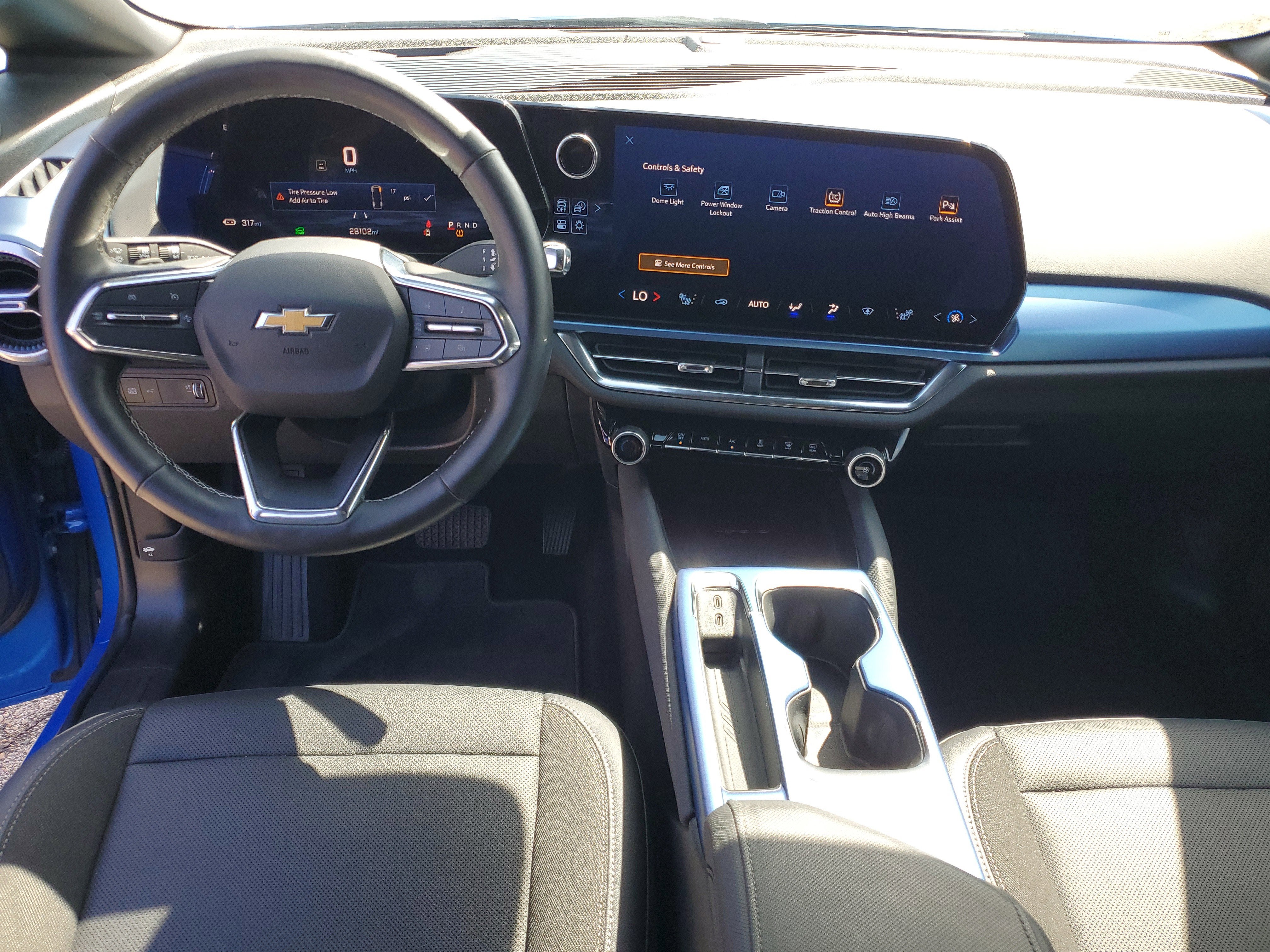 2025 Chevrolet Equinox EV LT