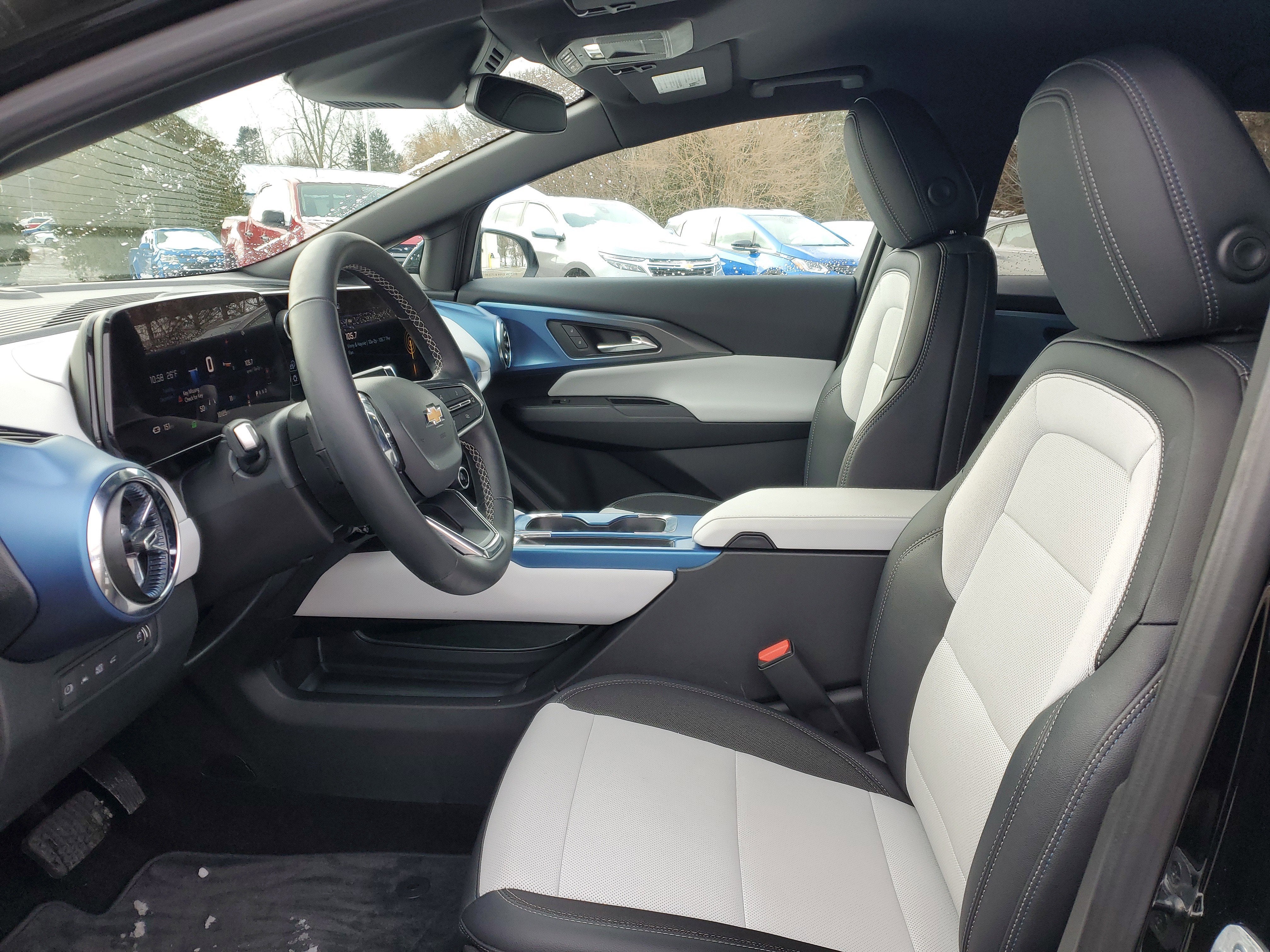 2025 Chevrolet Equinox EV LT