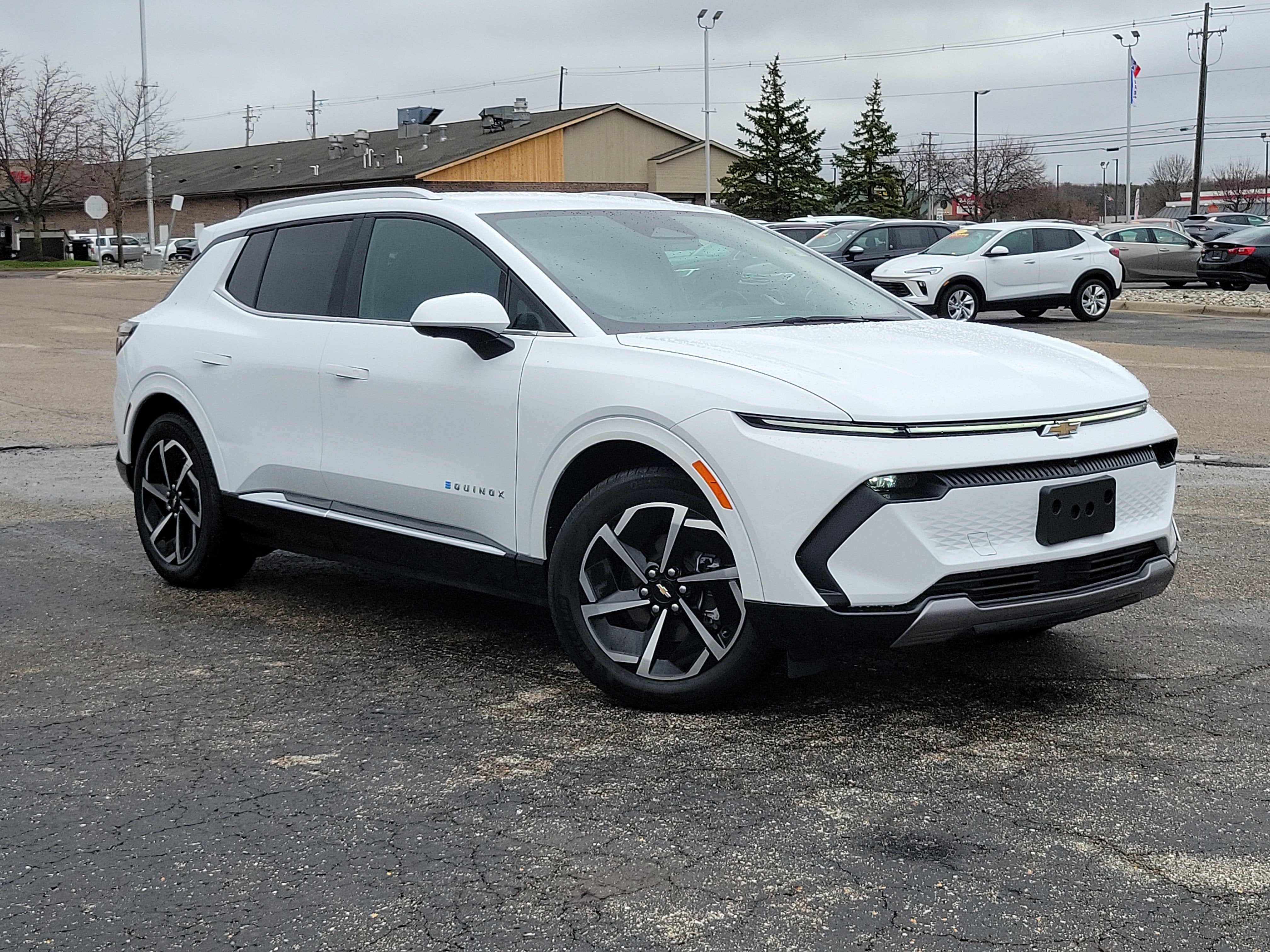 2025 Chevrolet Equinox EV LT