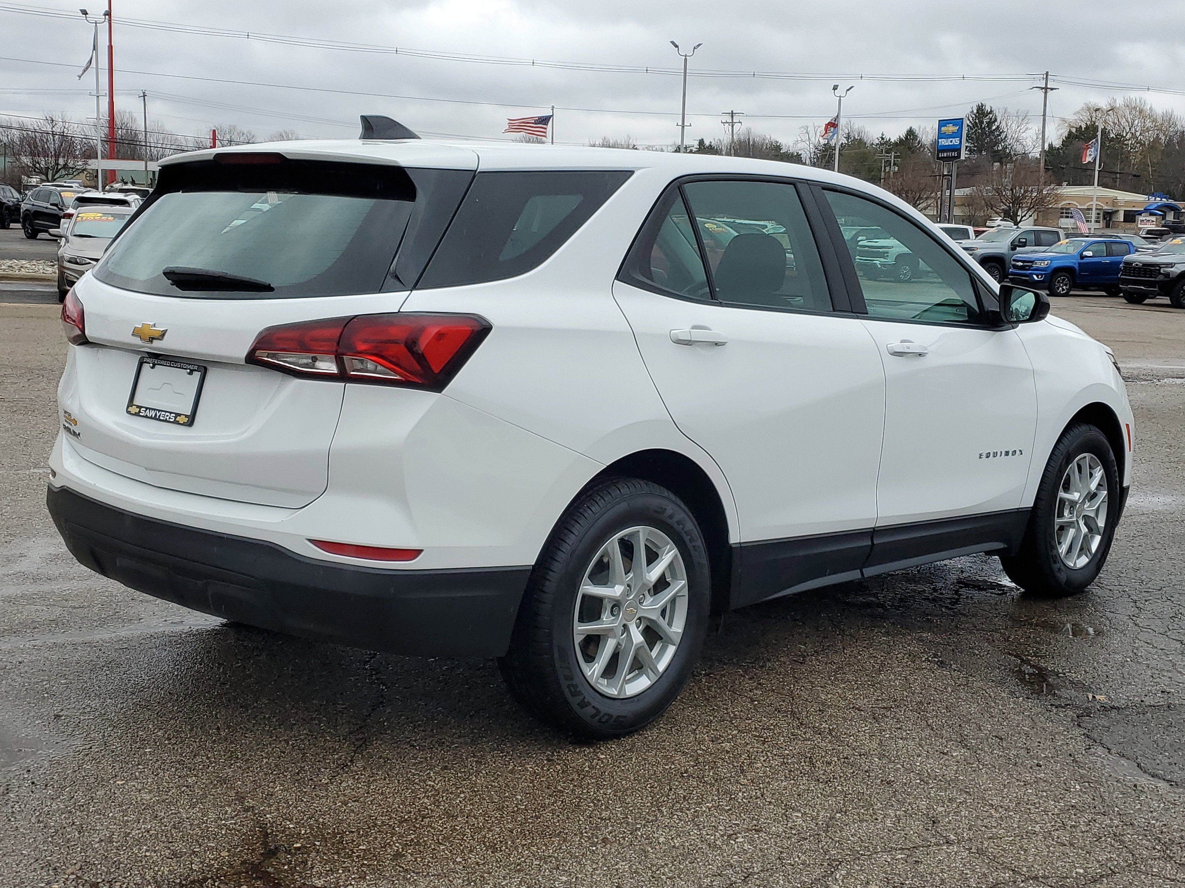 2024 Chevrolet Equinox LS