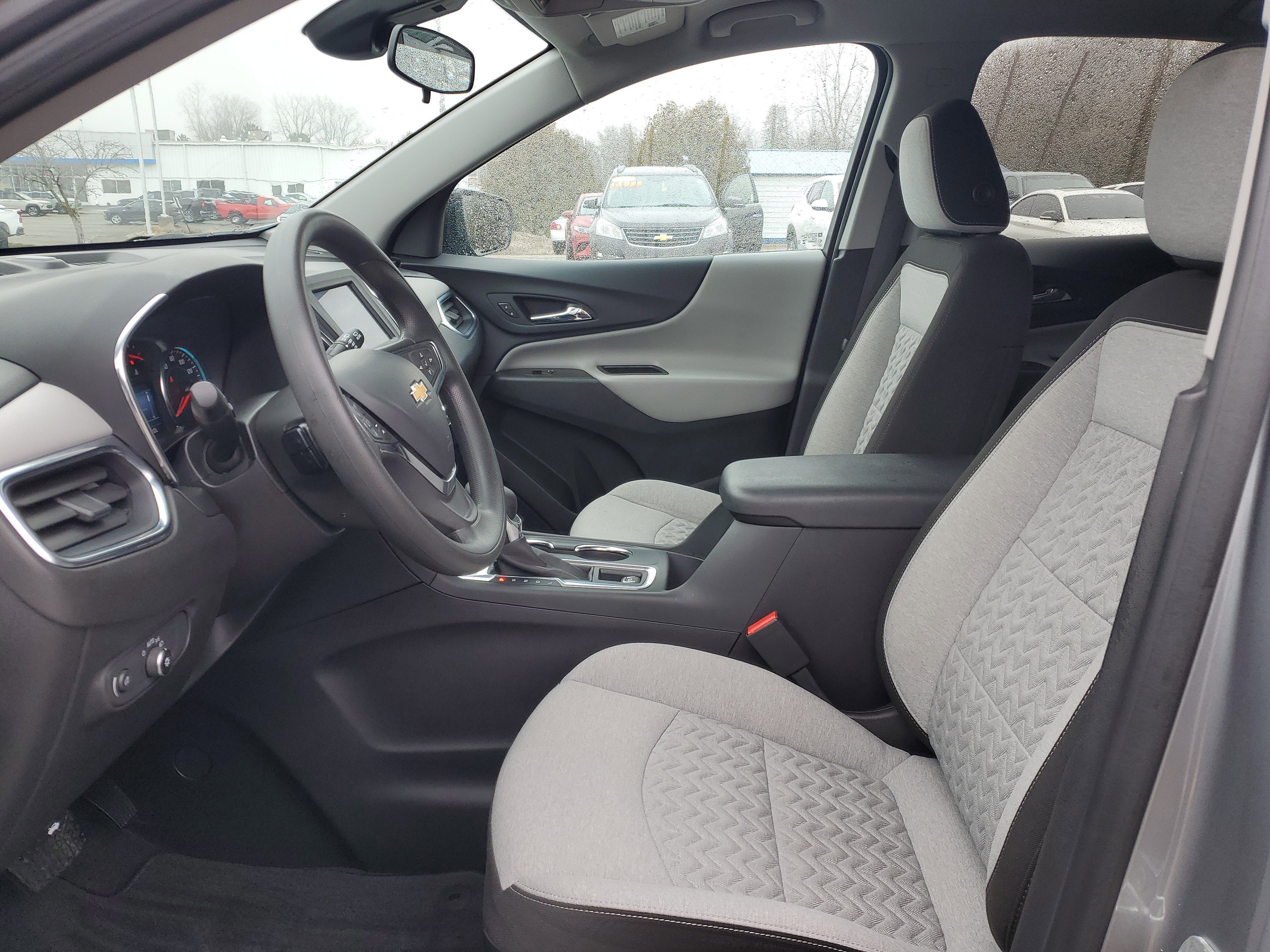 2023 Chevrolet Equinox LS