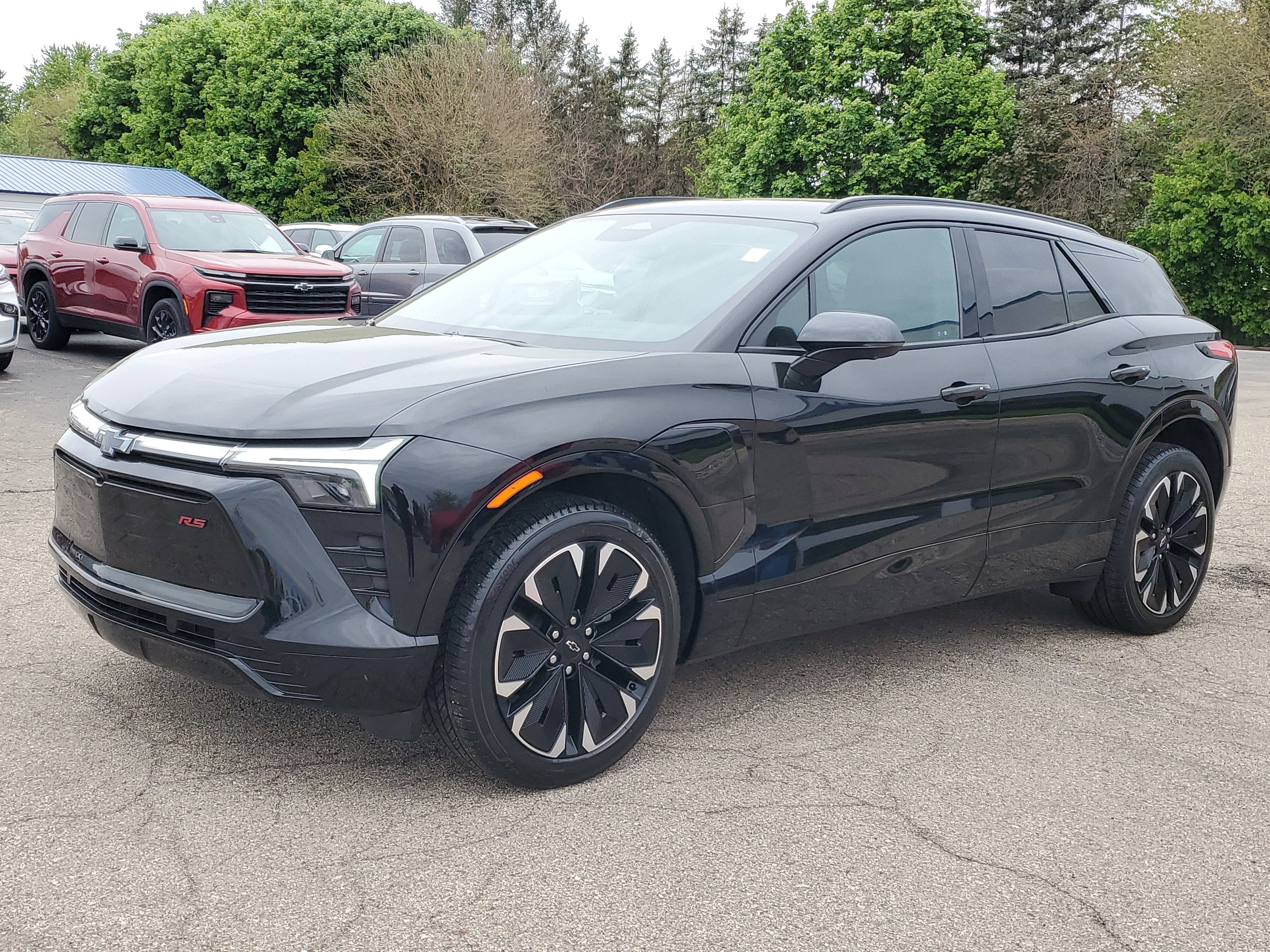 Used 2025 Chevrolet Blazer EV RS with VIN 3GNKDJRJ8SS141514 for sale in DeWitt, MI