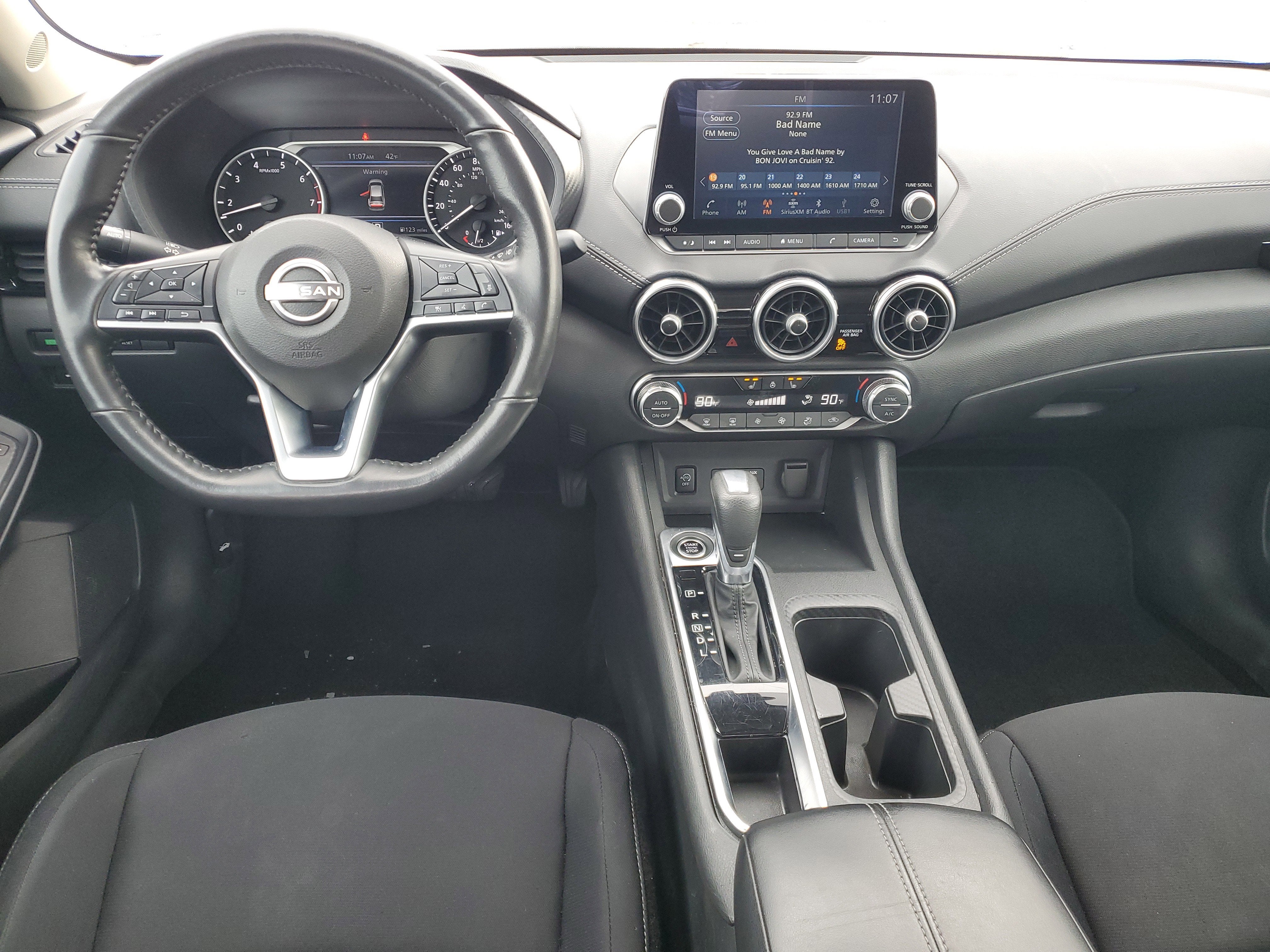 2024 Nissan Sentra SV Xtronic CVT