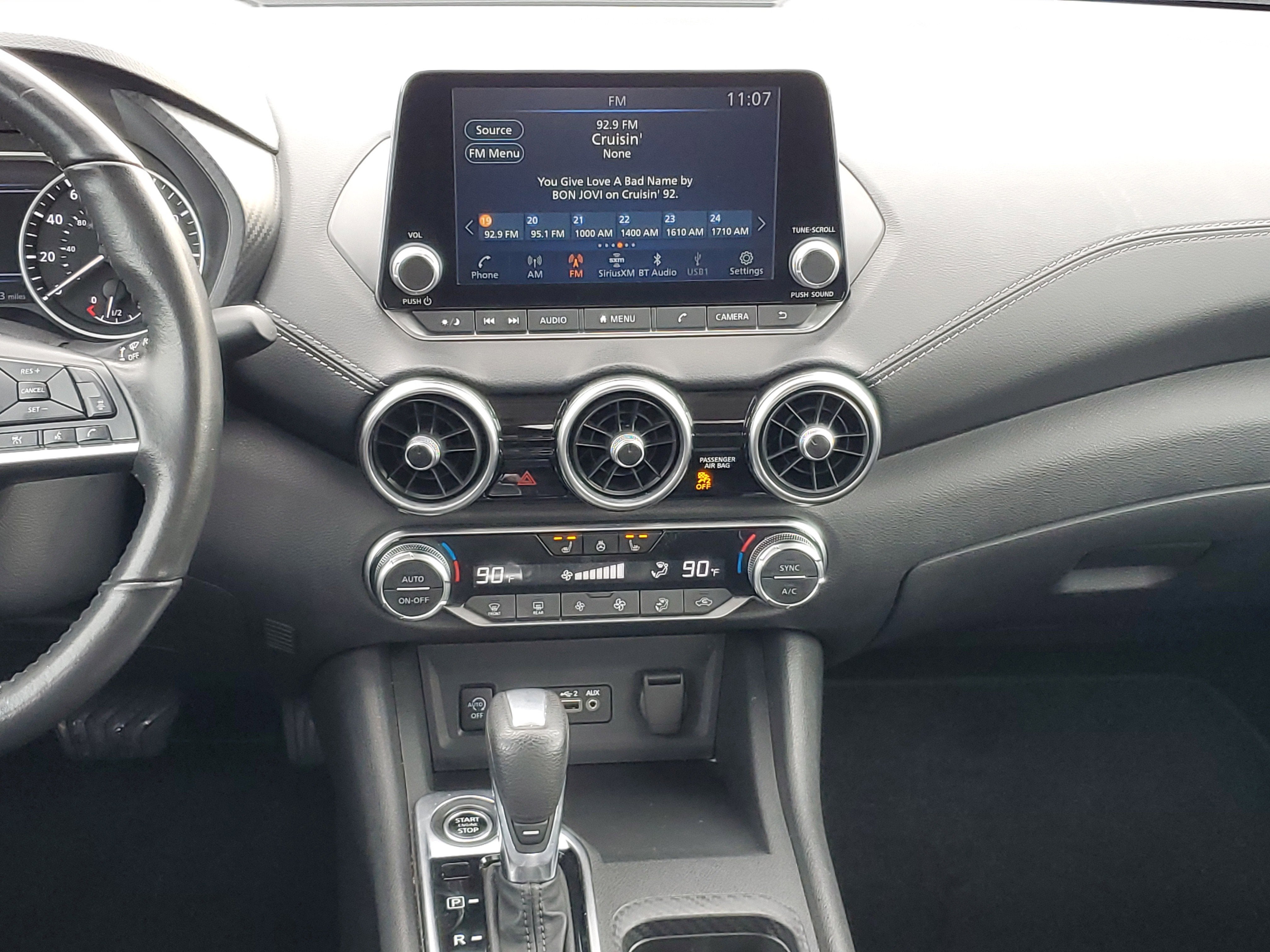 2024 Nissan Sentra SV Xtronic CVT