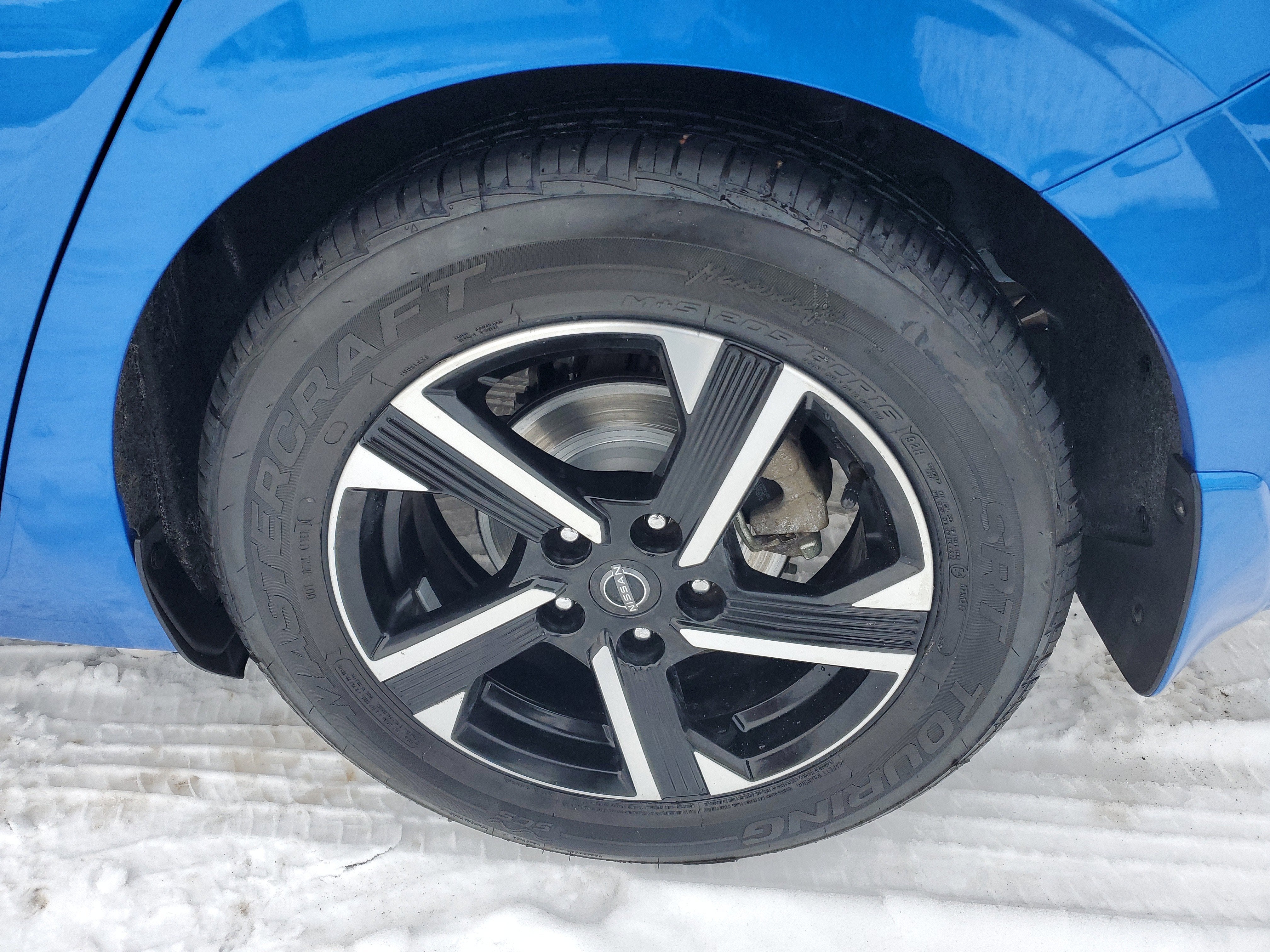 2024 Nissan Sentra SV Xtronic CVT