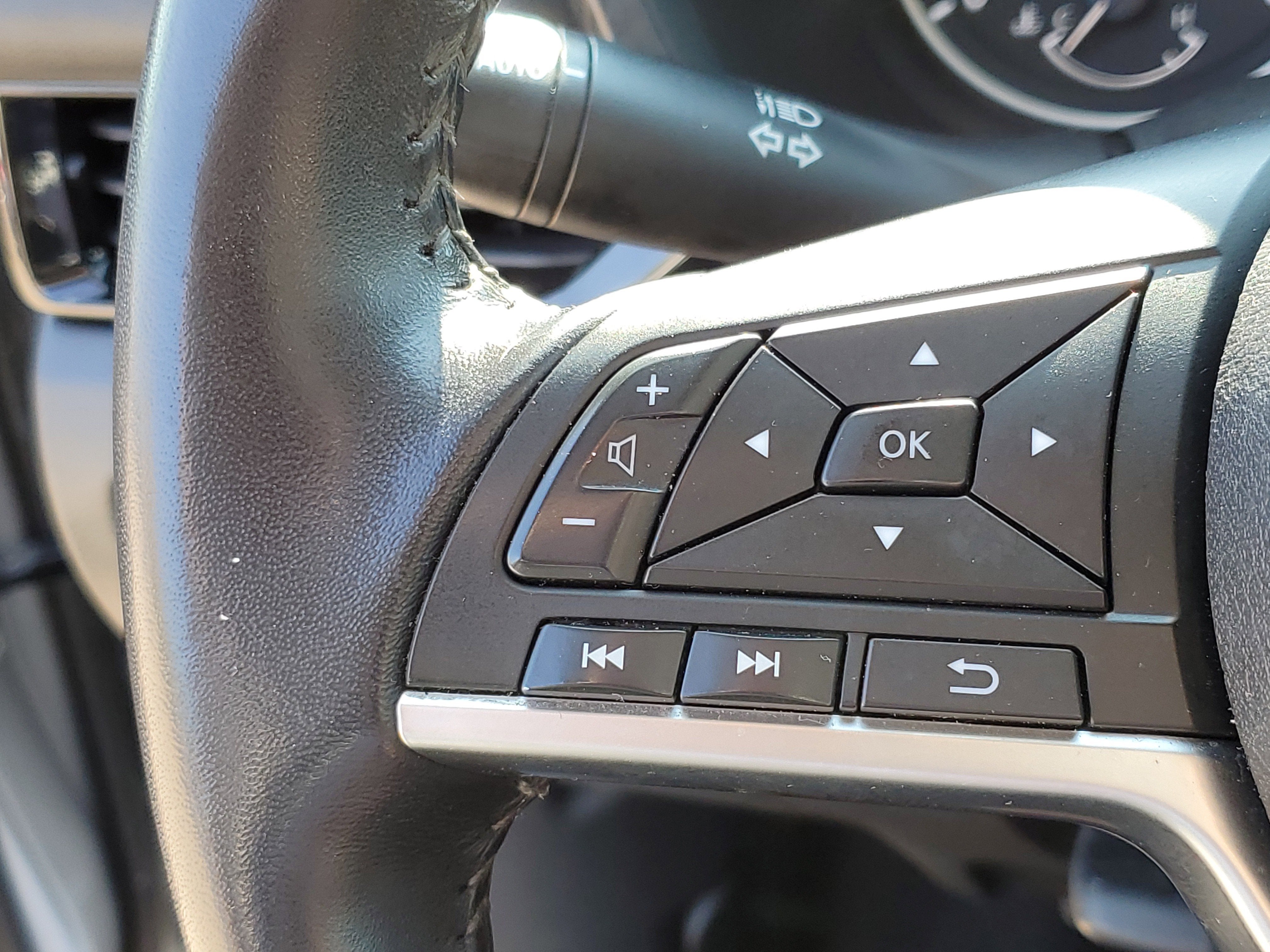 2021 Nissan Sentra SV Xtronic CVT