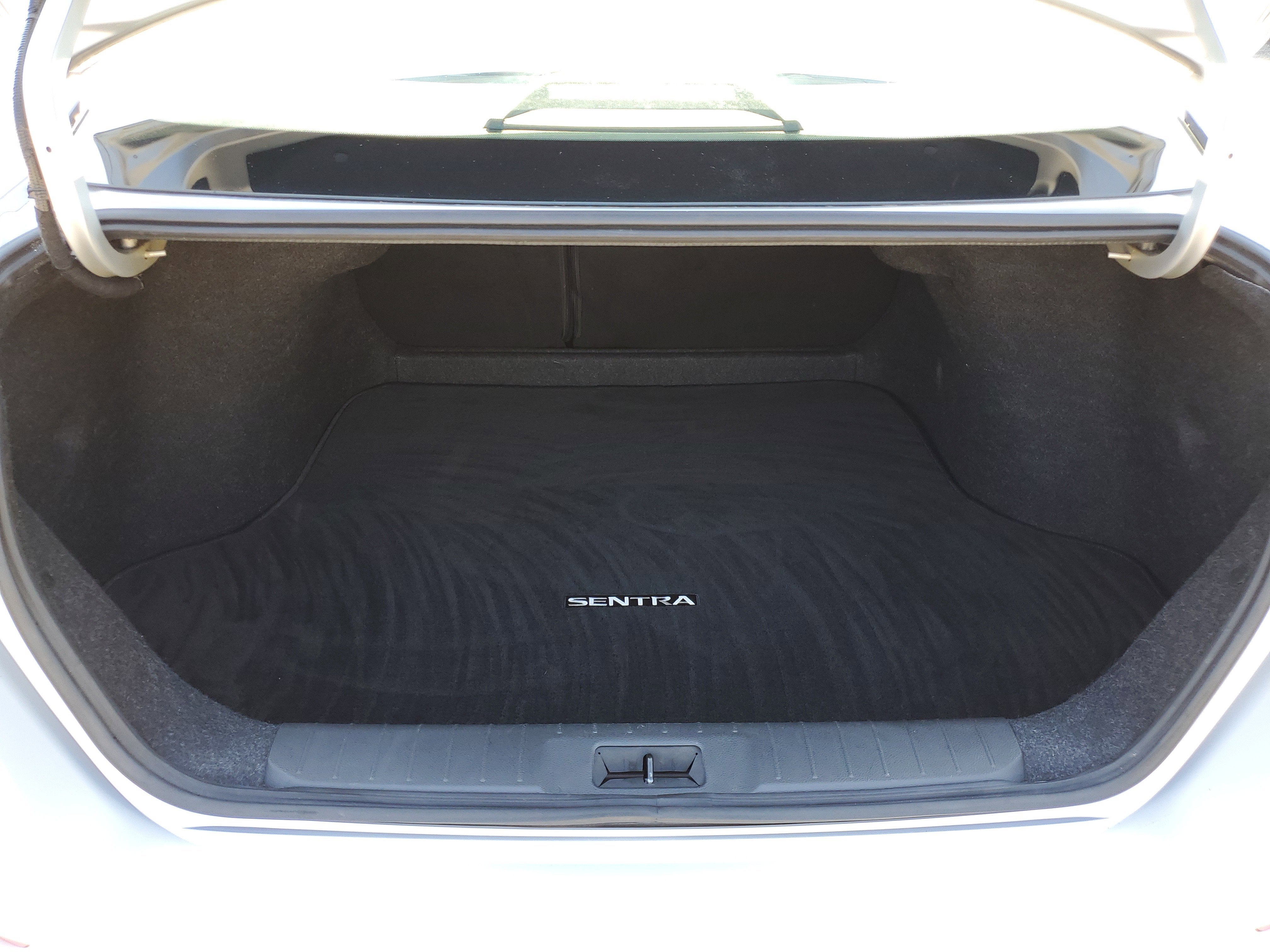 2021 Nissan Sentra SV Xtronic CVT