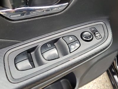 2023 Nissan Versa SV