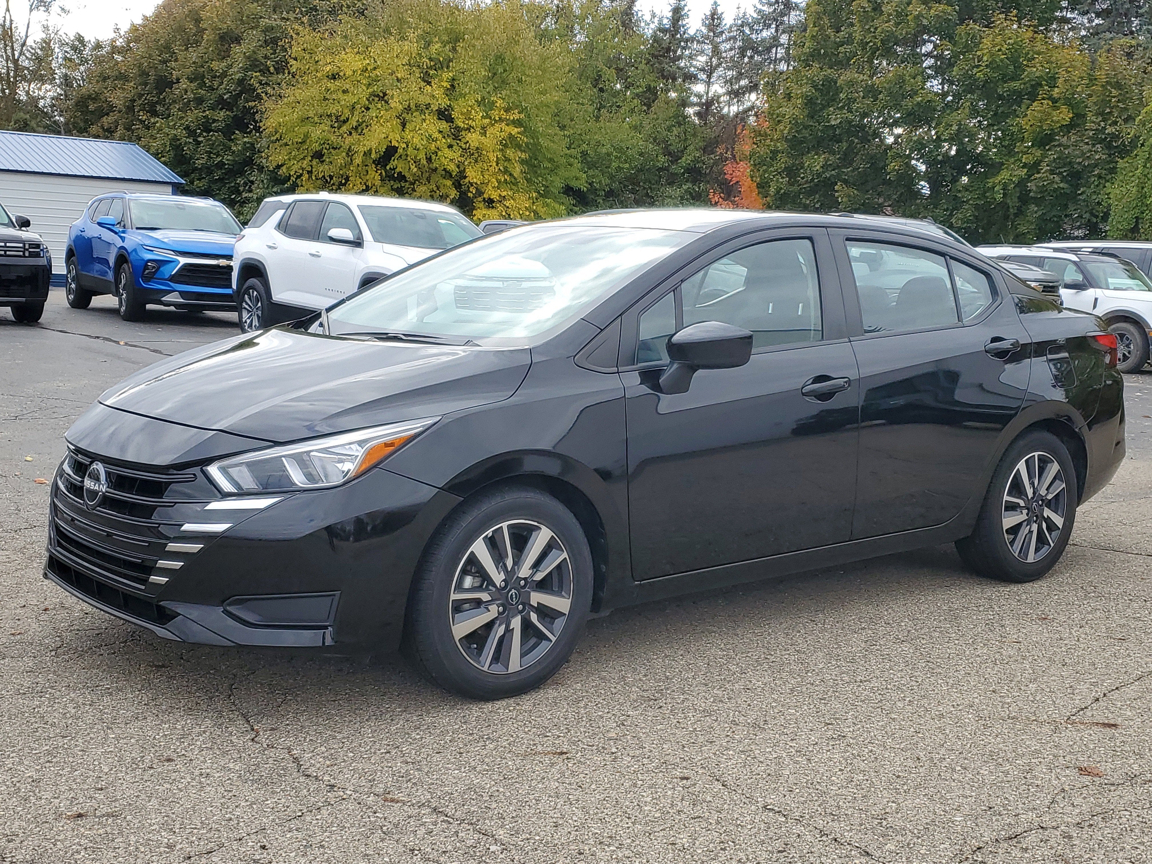 2023 Nissan Versa SV