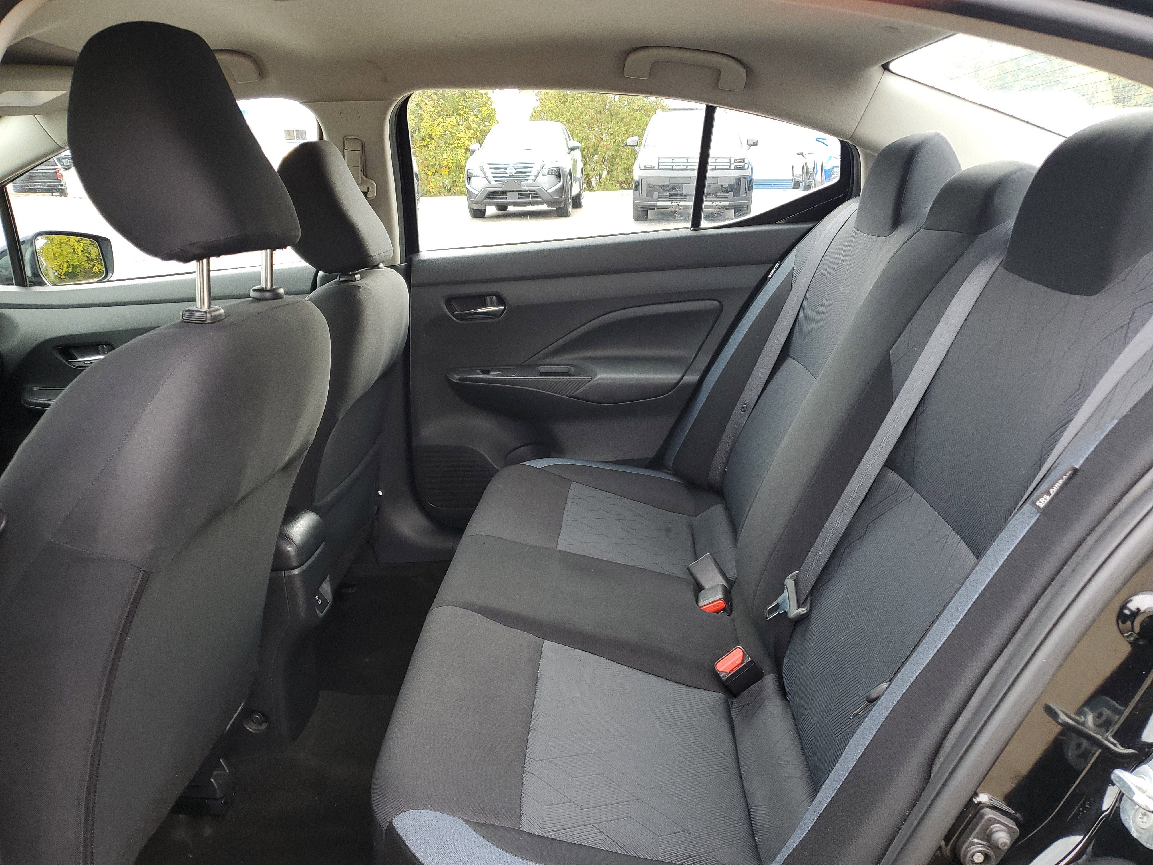 2023 Nissan Versa SV