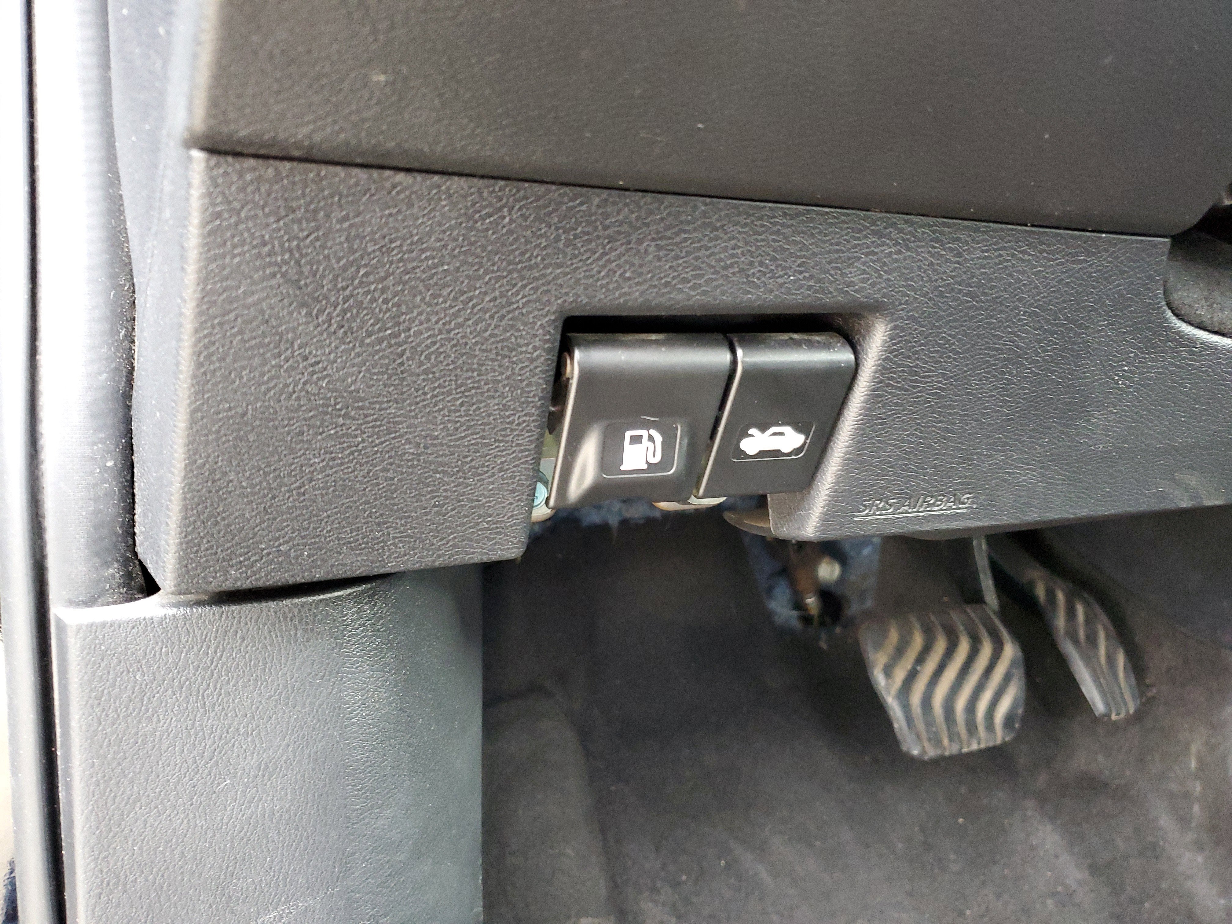 2023 Nissan Versa SV