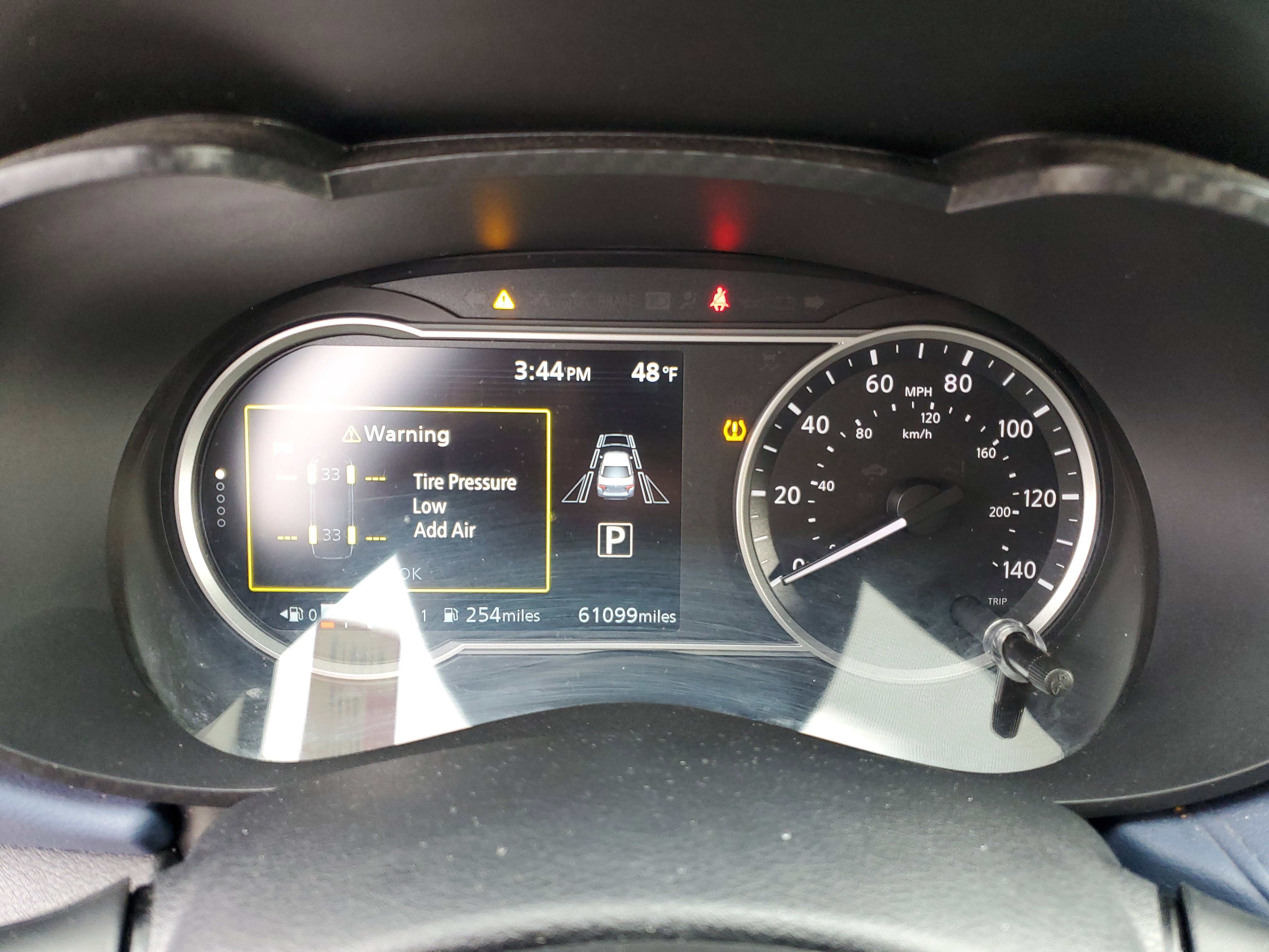 2023 Nissan Versa SV