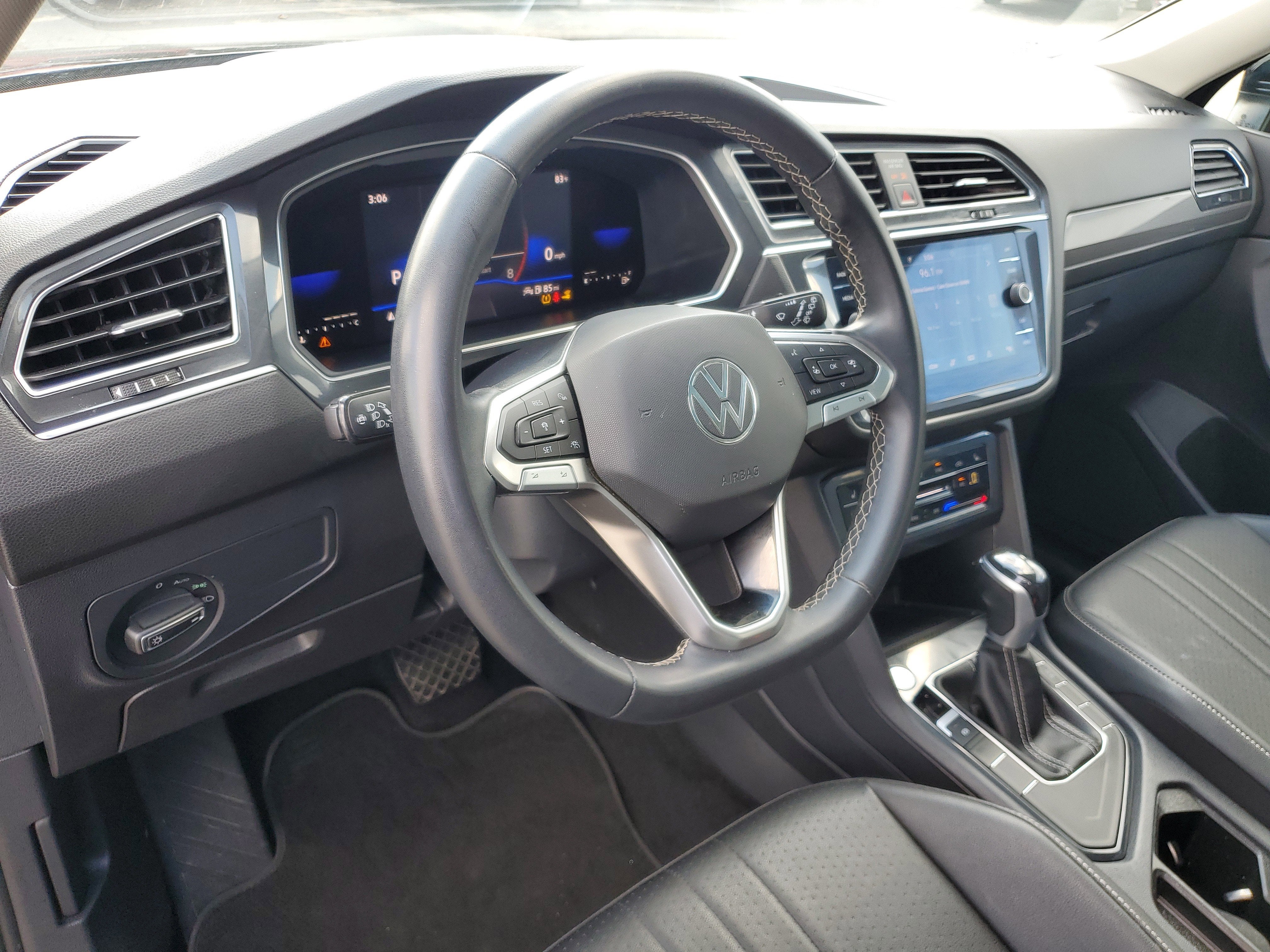 2023 Volkswagen Tiguan 2.0T SE