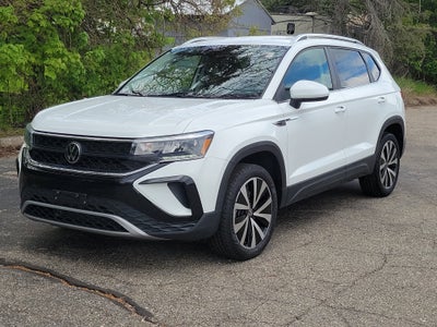 2024 Volkswagen Taos SE