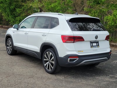 2024 Volkswagen Taos SE