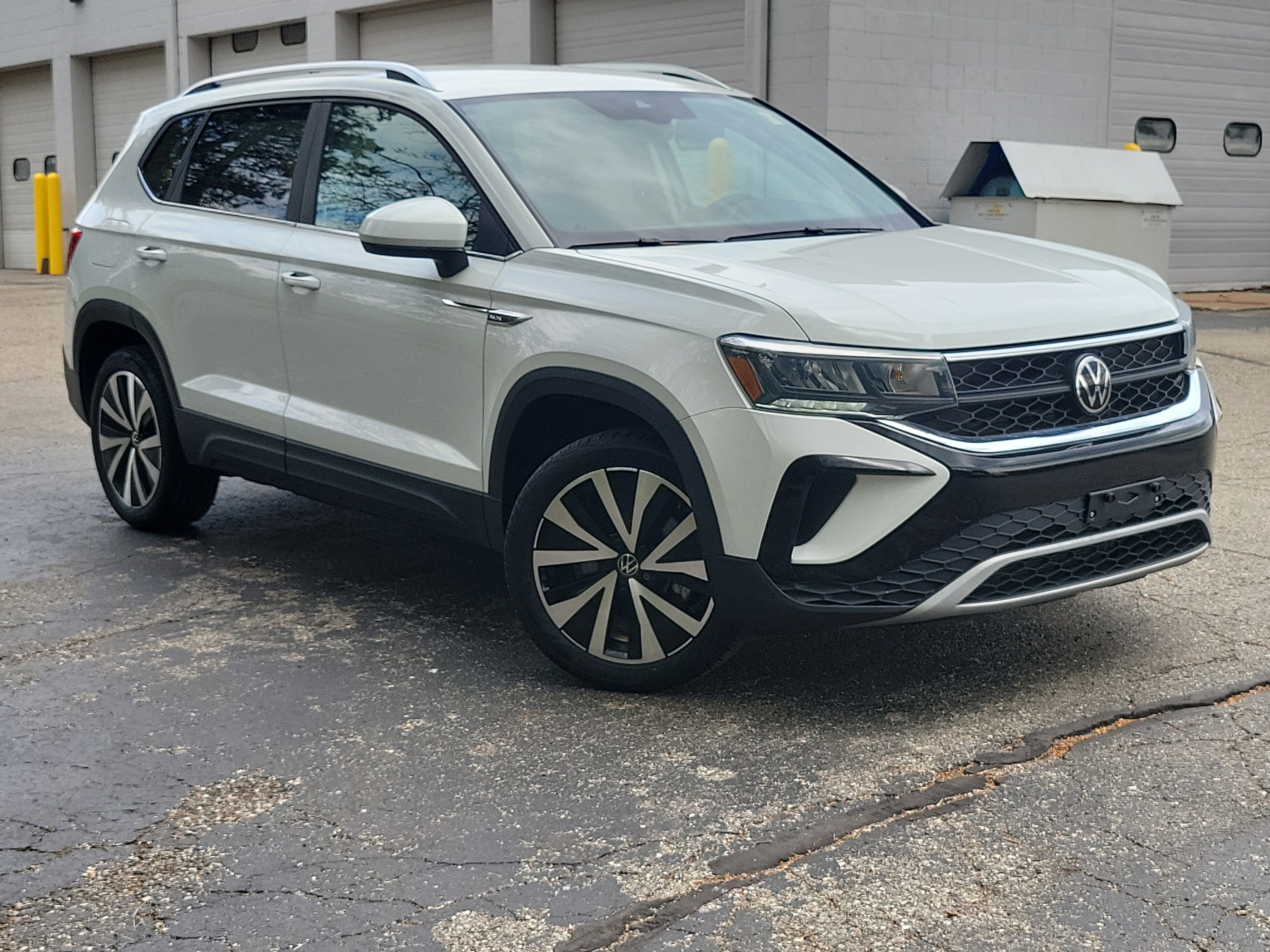 2024 Volkswagen Taos SE