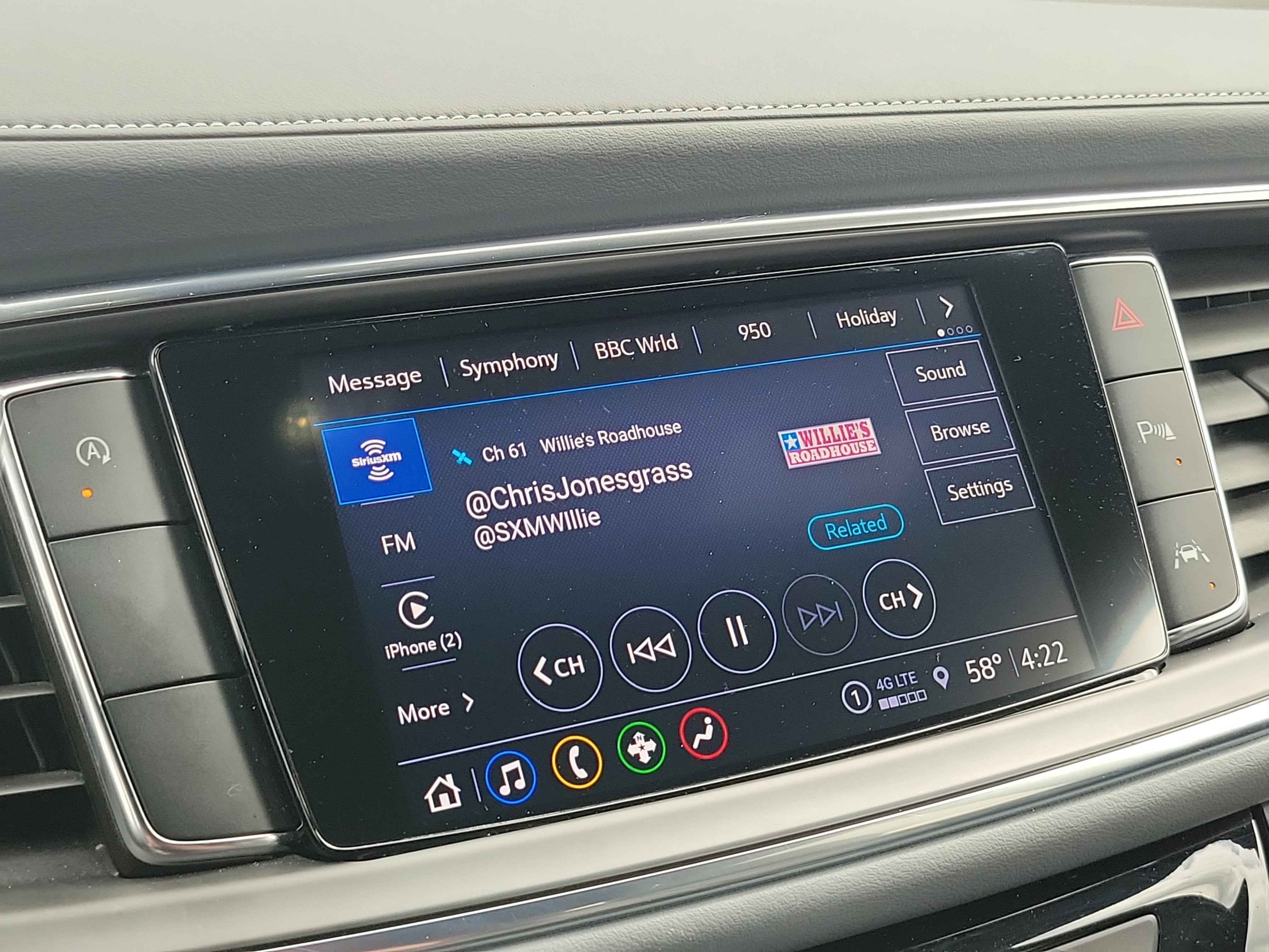 2023 Buick Enclave Essence