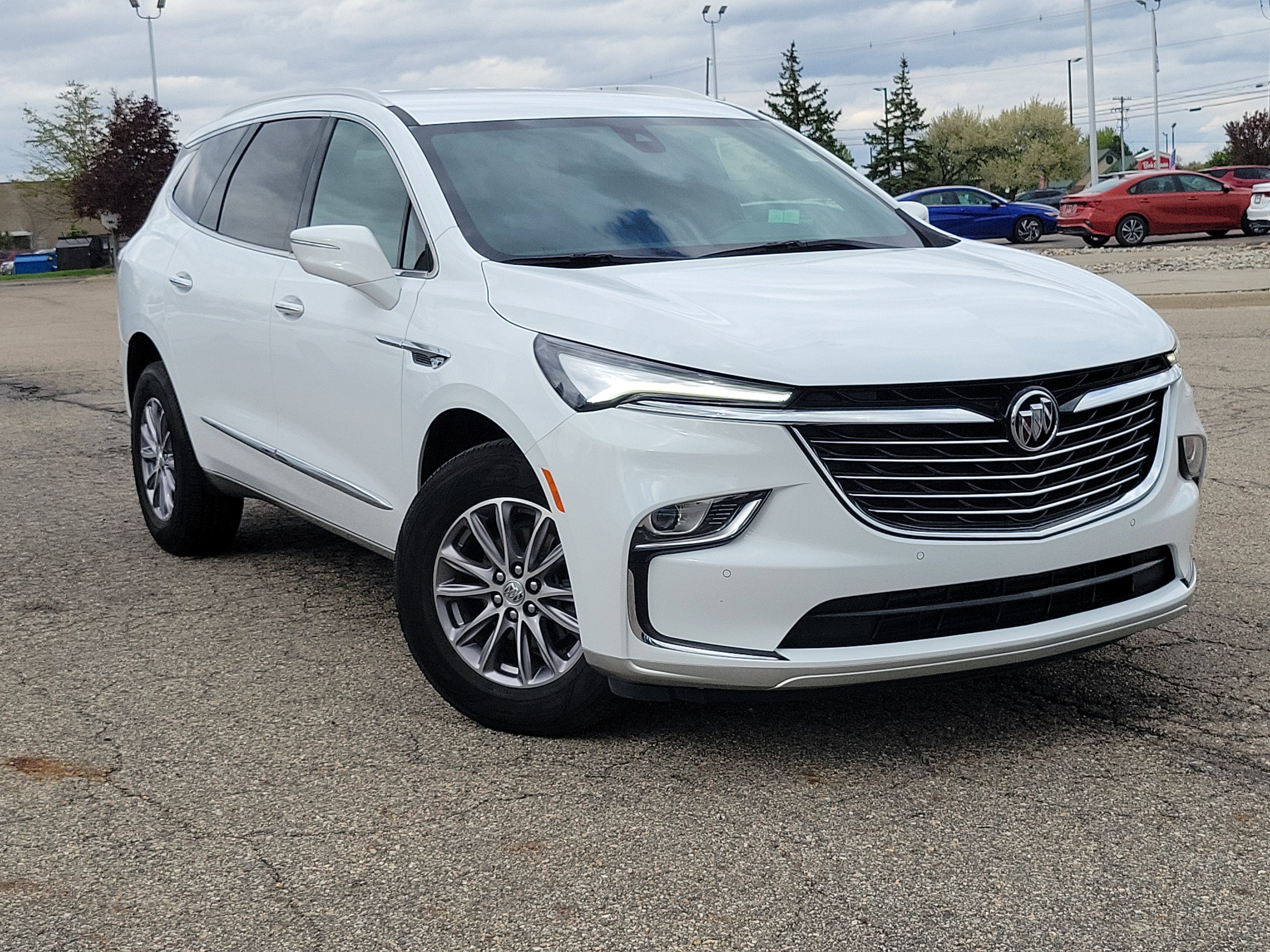 2023 Buick Enclave Essence
