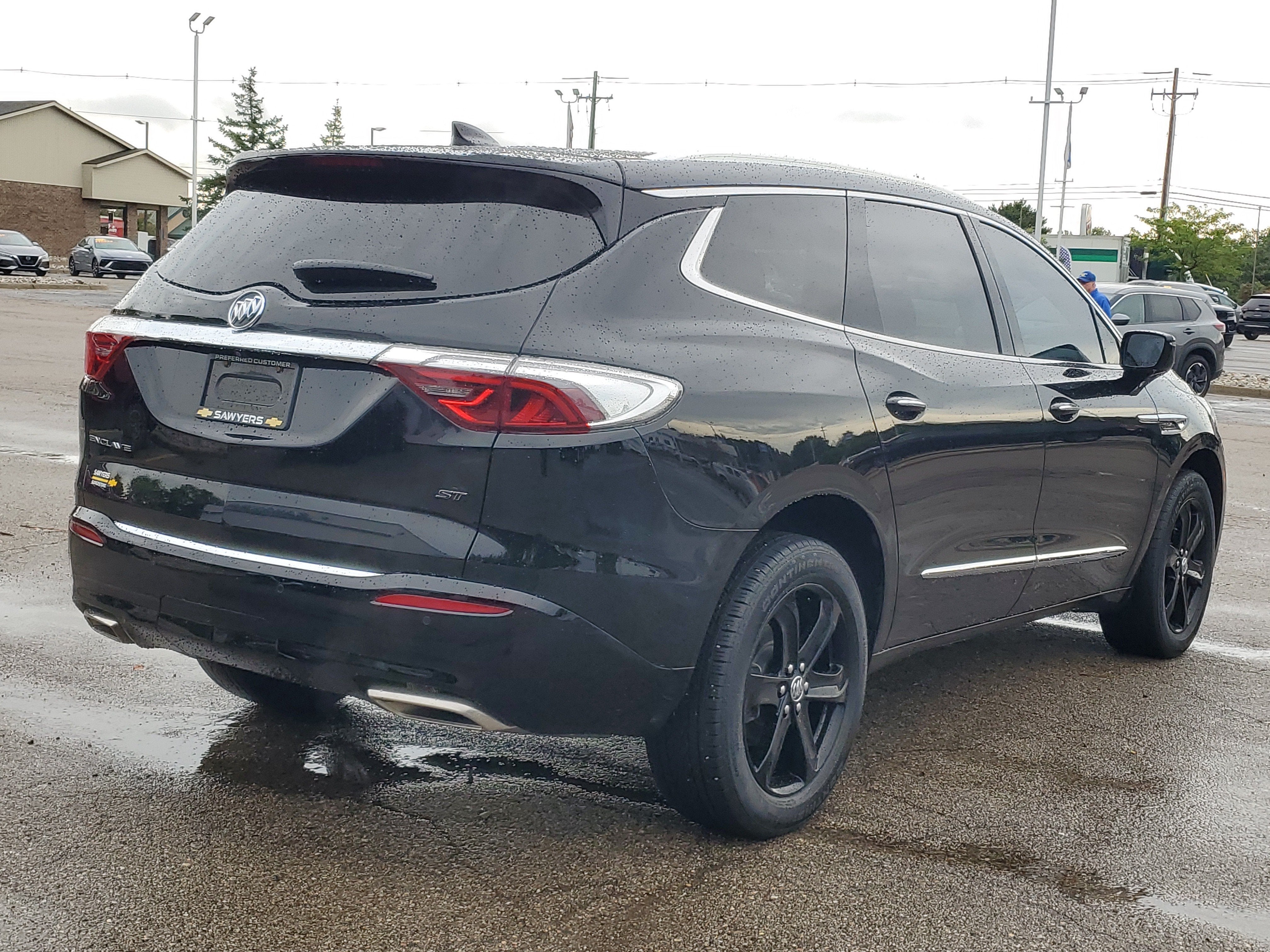 2023 Buick Enclave Essence