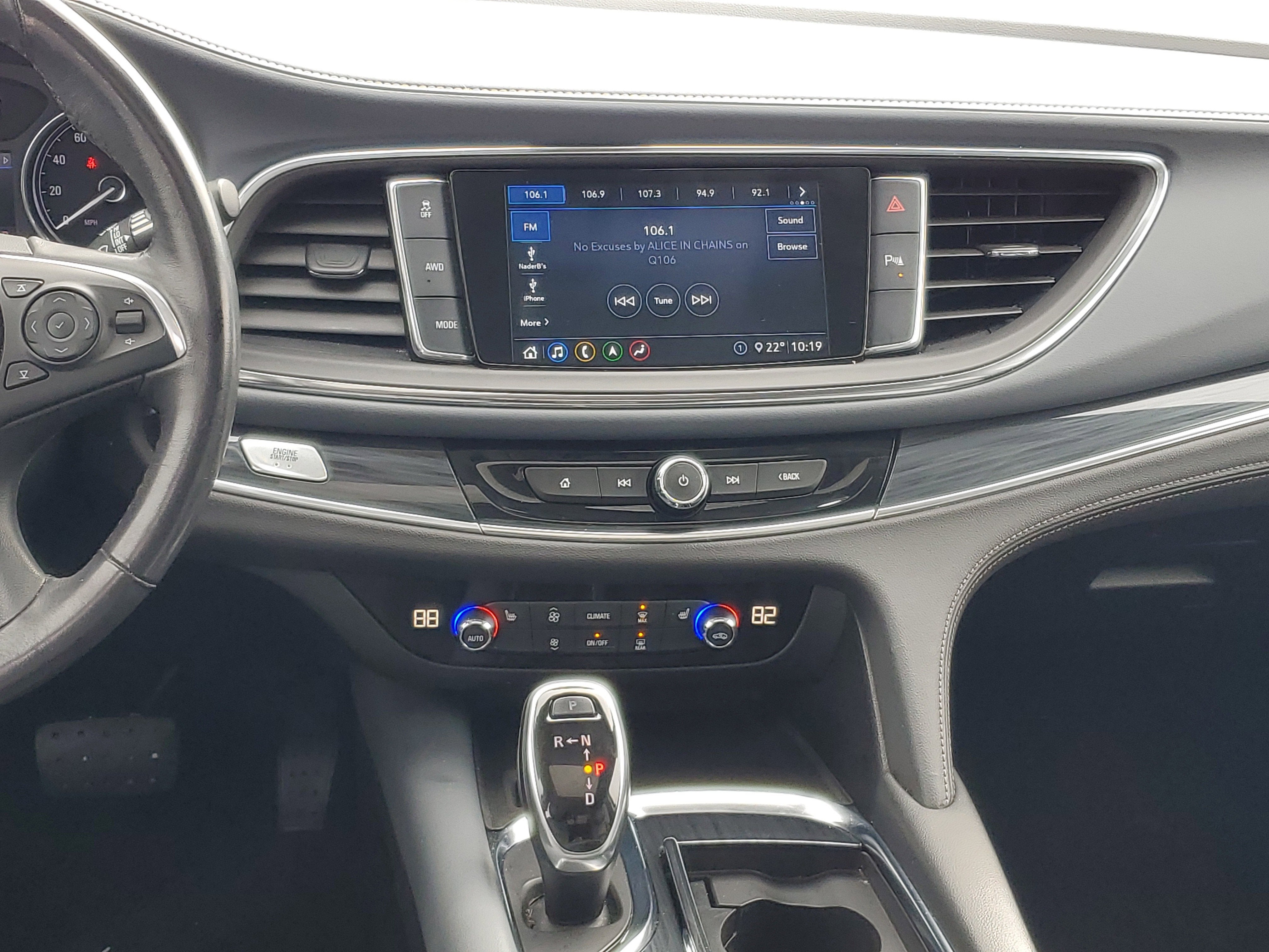 2021 Buick Enclave Essence