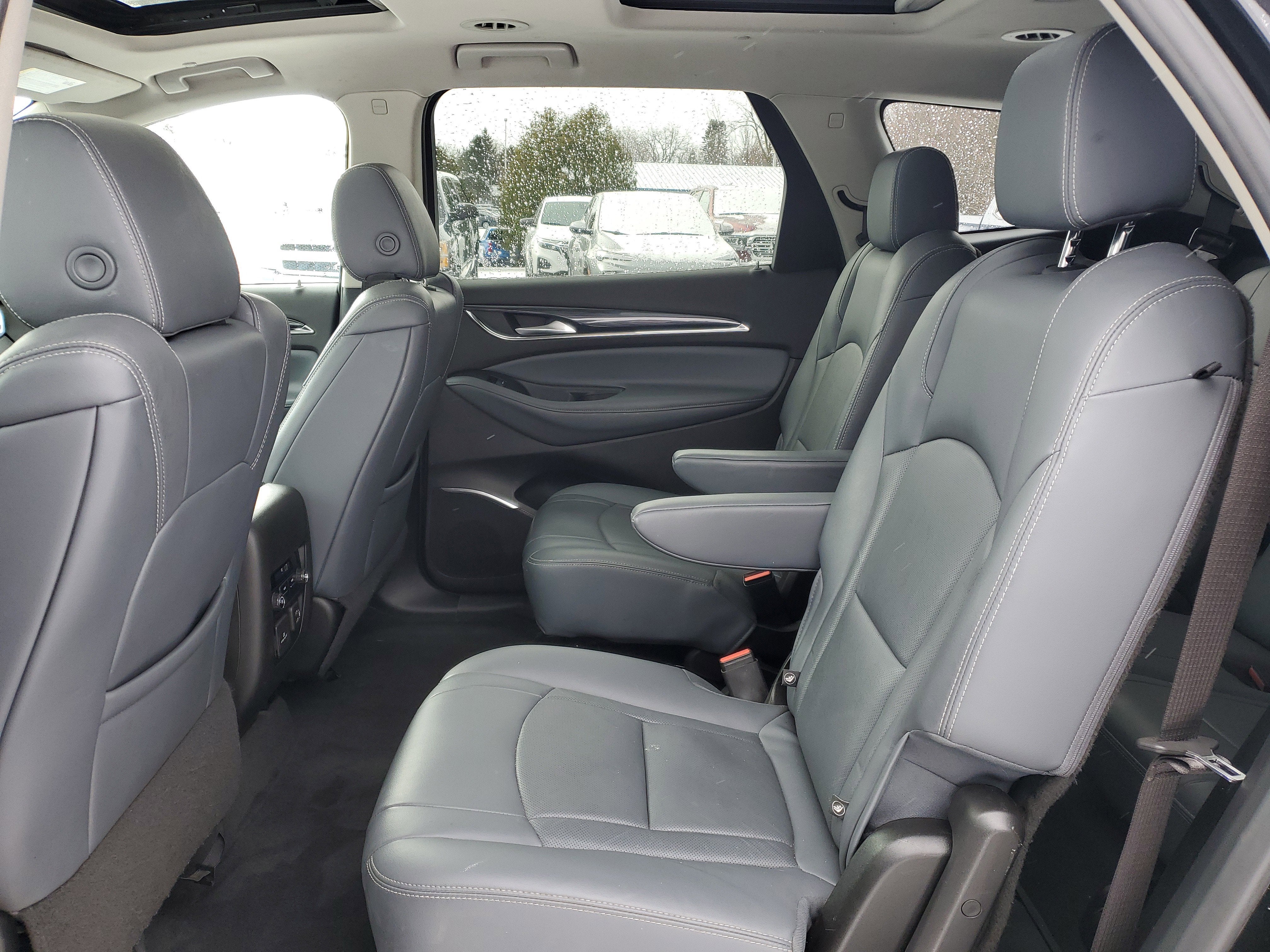 2021 Buick Enclave Essence