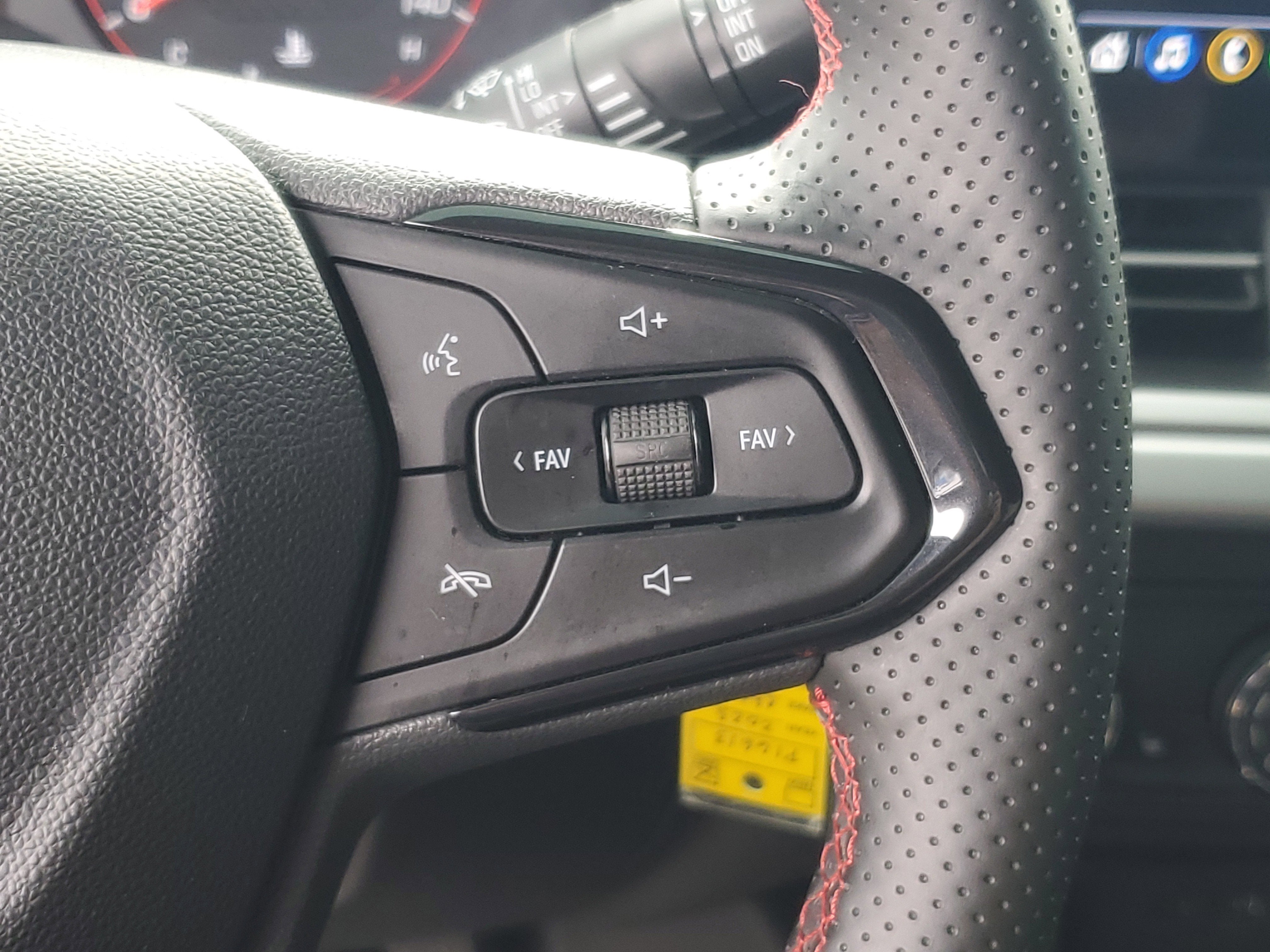 2025 Chevrolet Trax 1RS