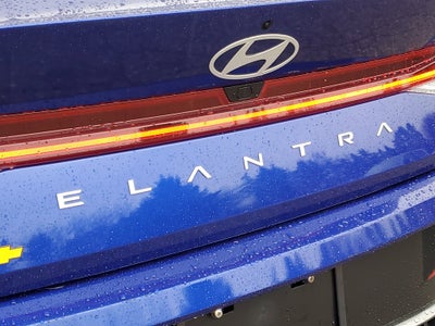 2025 Hyundai Elantra SEL Convenience